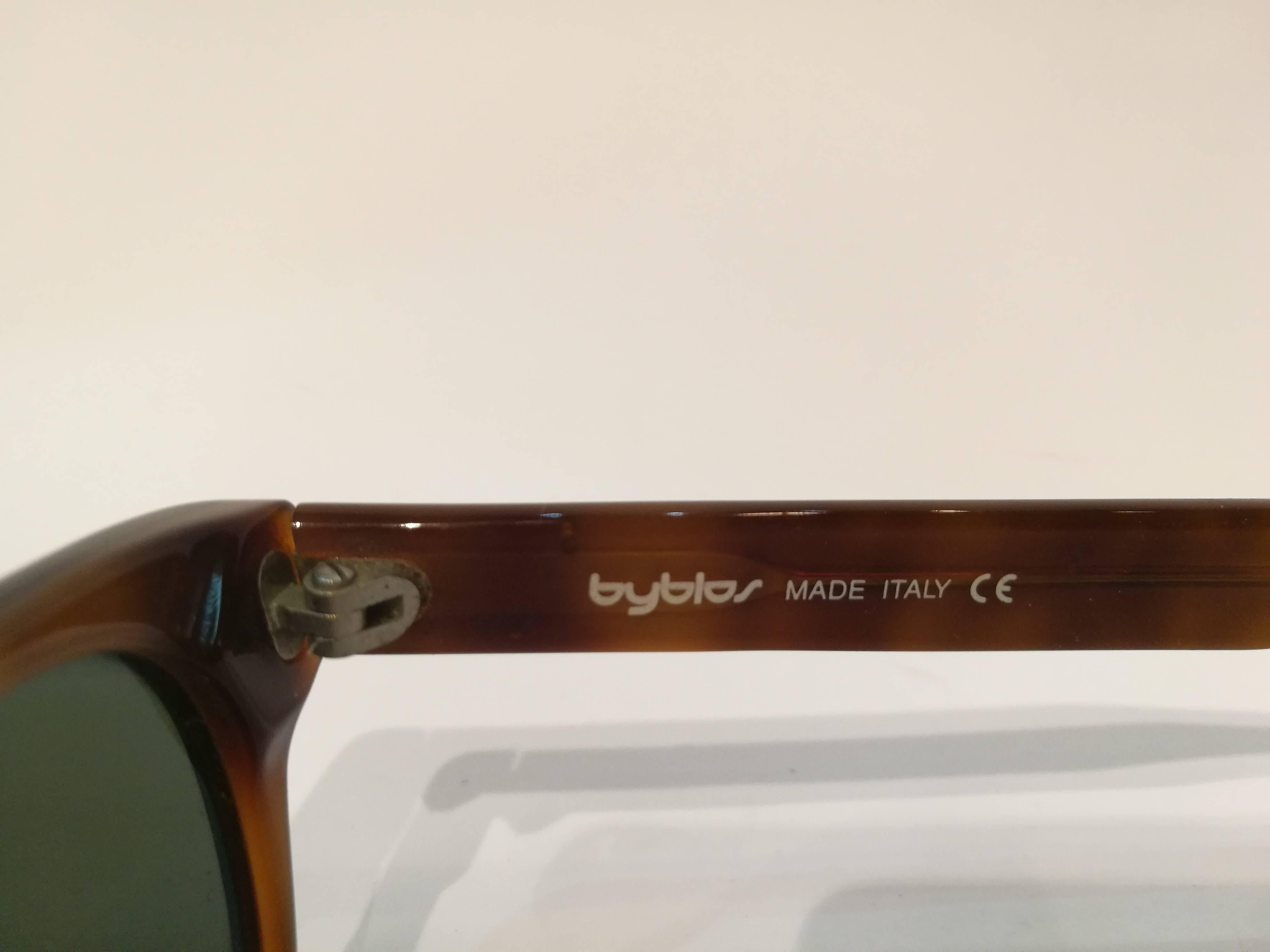 Byblos brown sunglasses In New Condition In Capri, IT