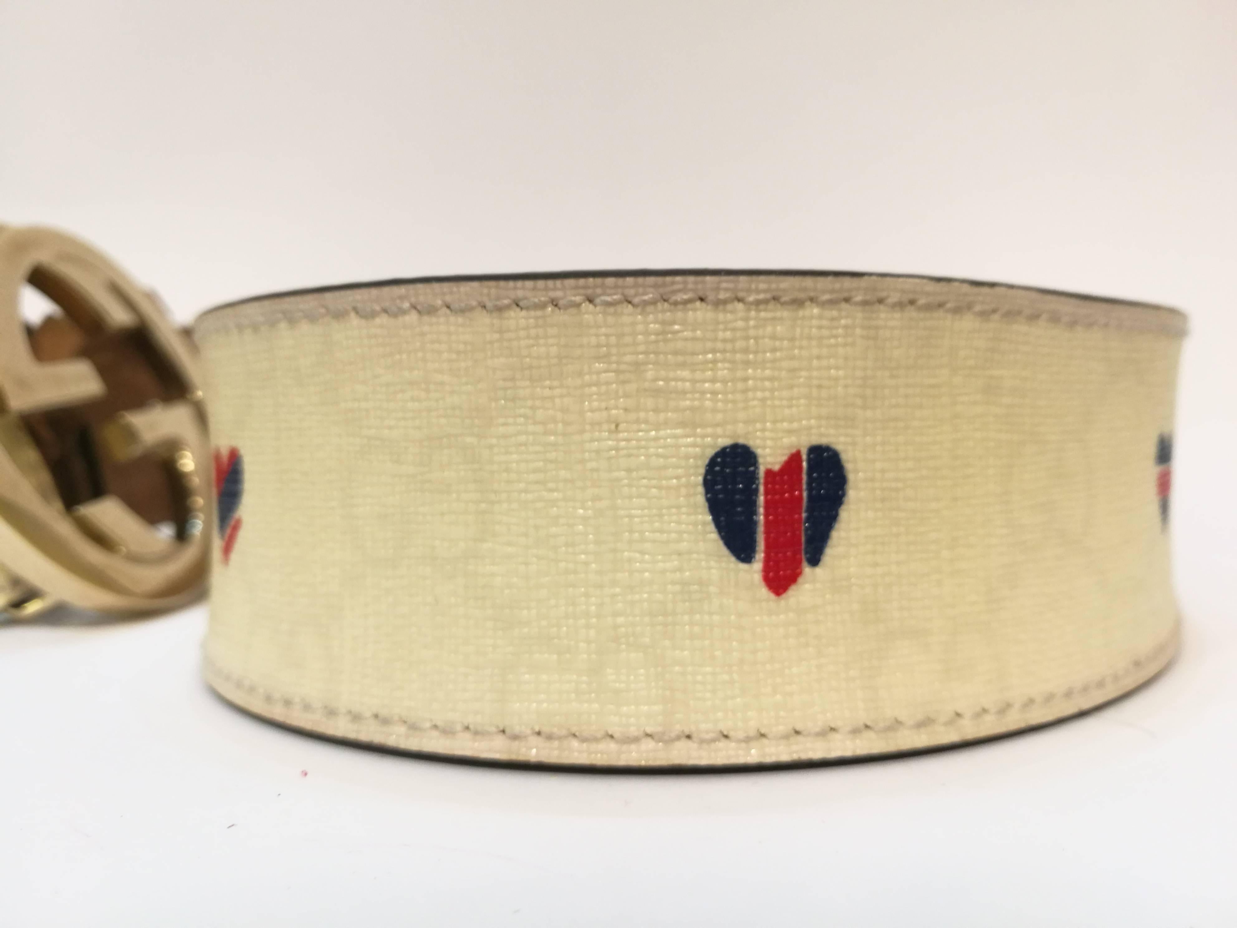 Gucci Gold tone GG Beije leather belt In Excellent Condition In Capri, IT