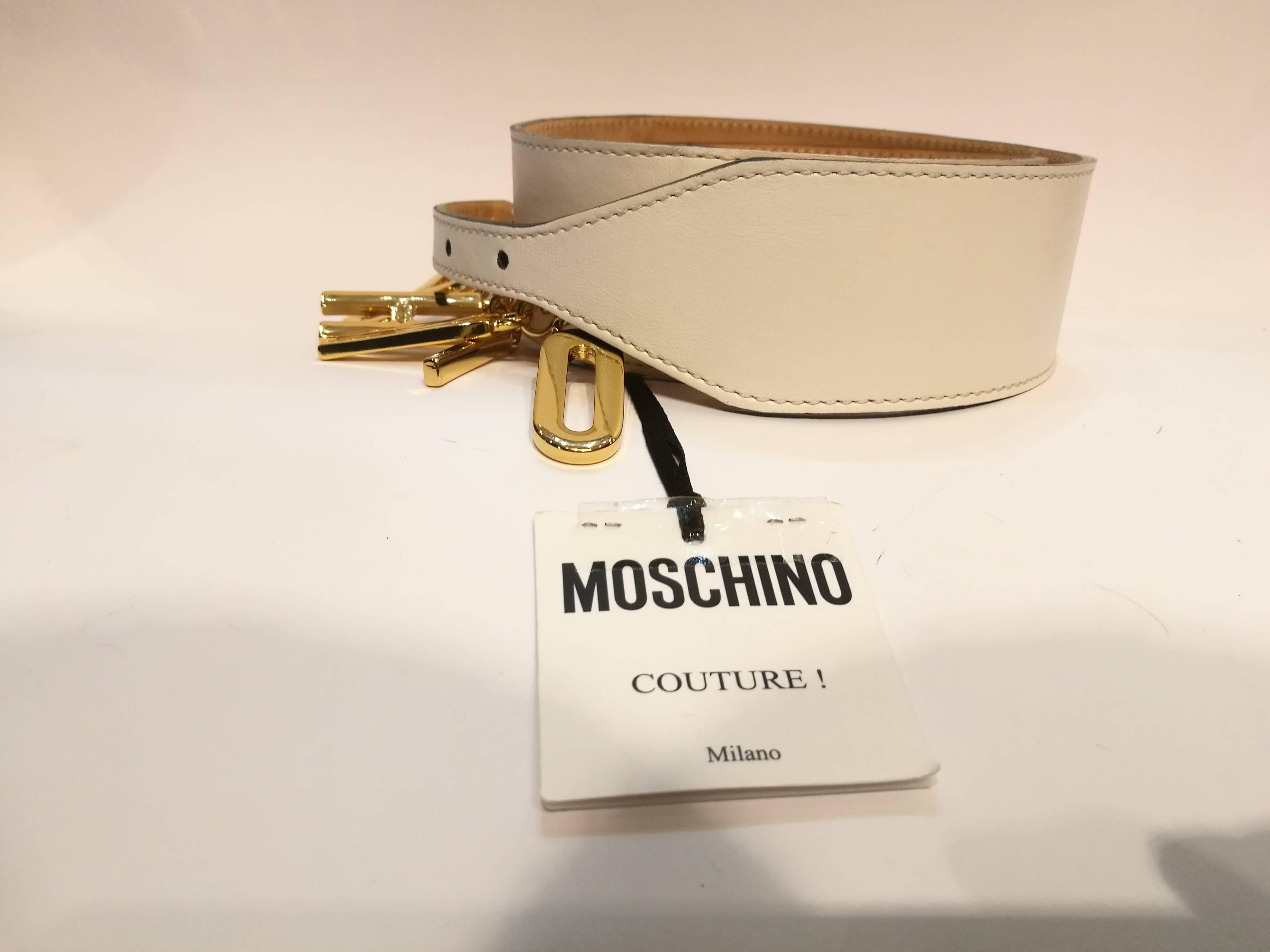 Moschino White Leather Belt In New Condition In Capri, IT