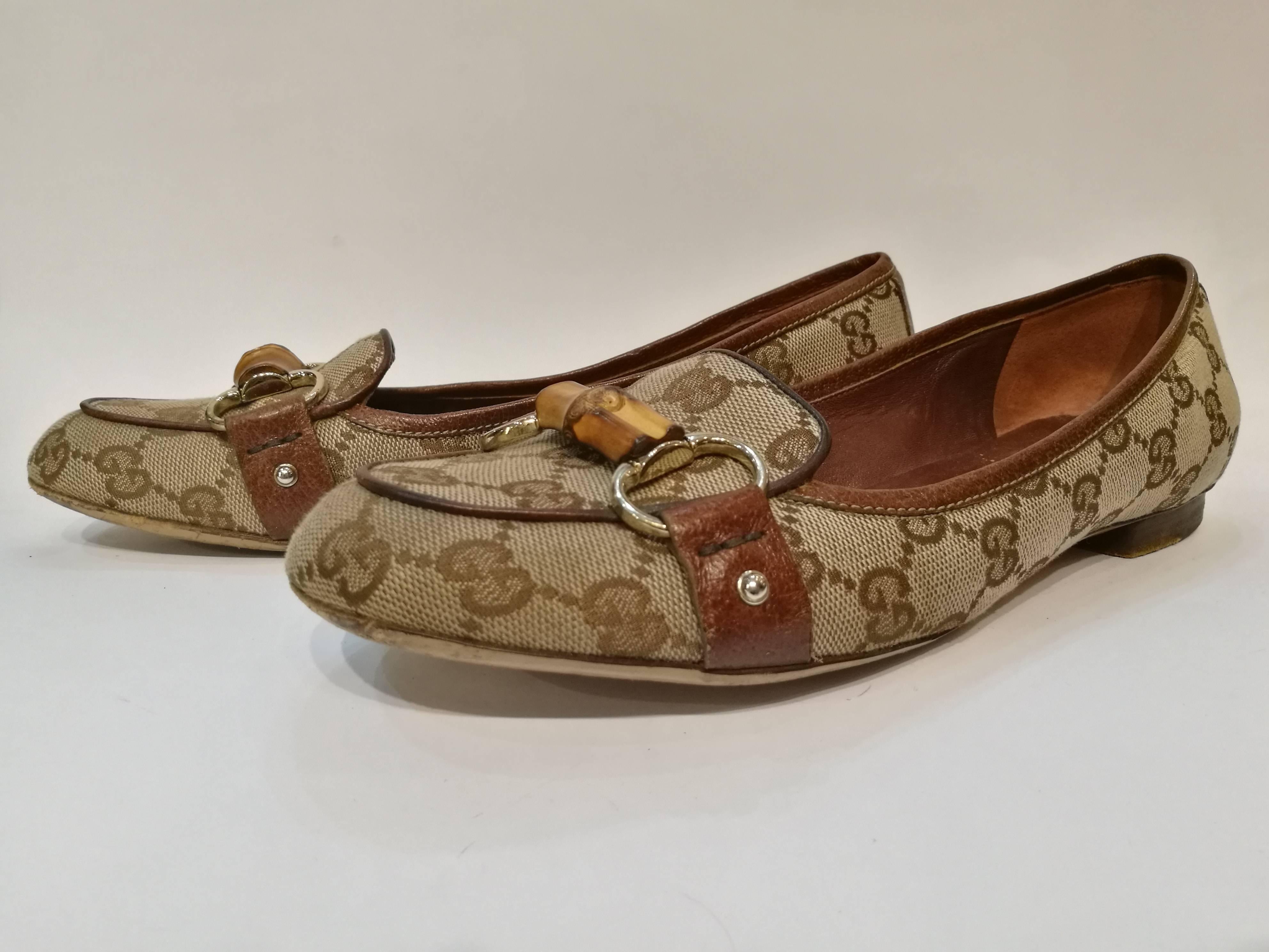 Women's Gucci Brown Monogram Loafer Bamboo chain collection