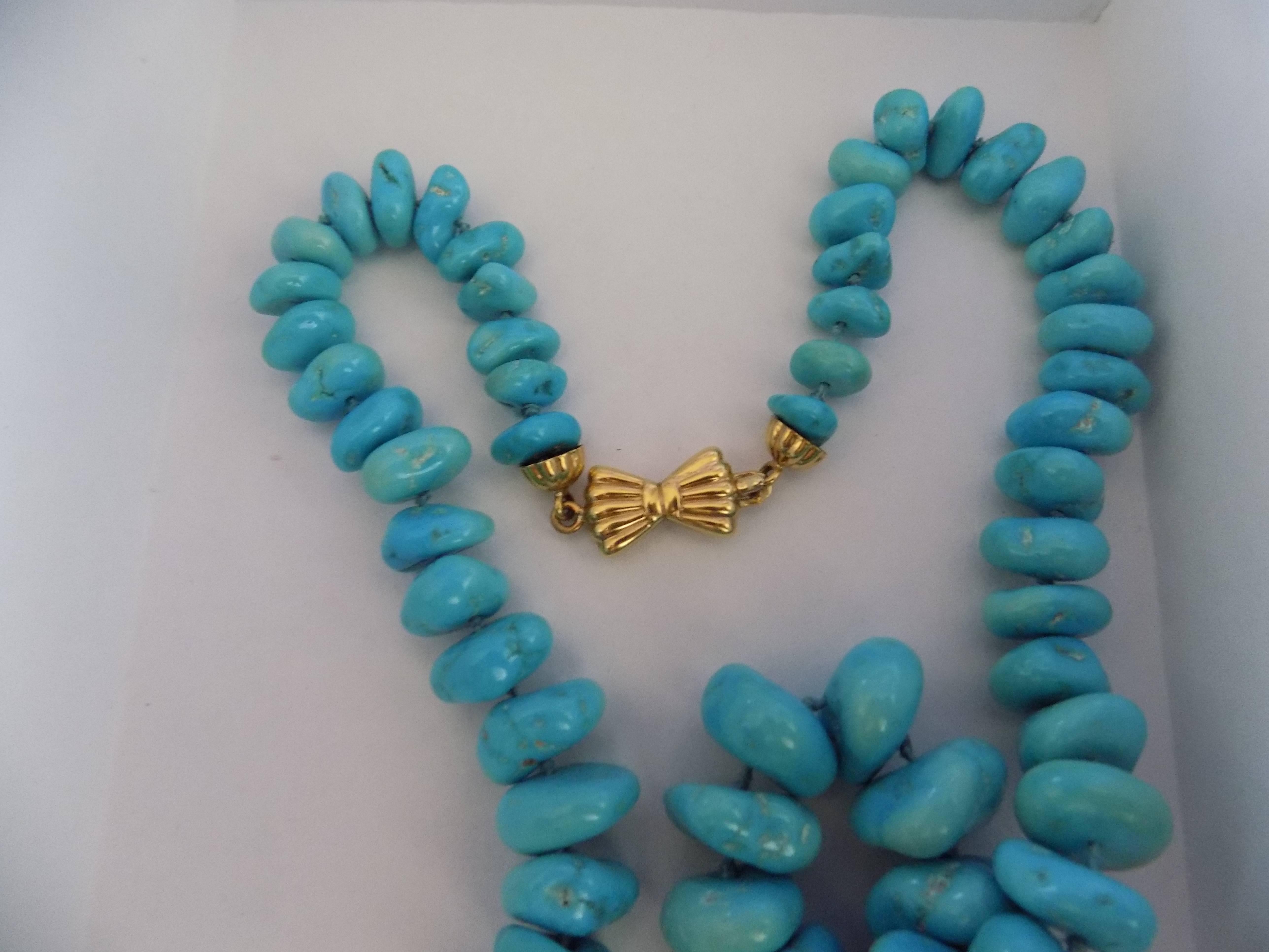 Women's 18kt Gold Turquoise Necklace For Sale