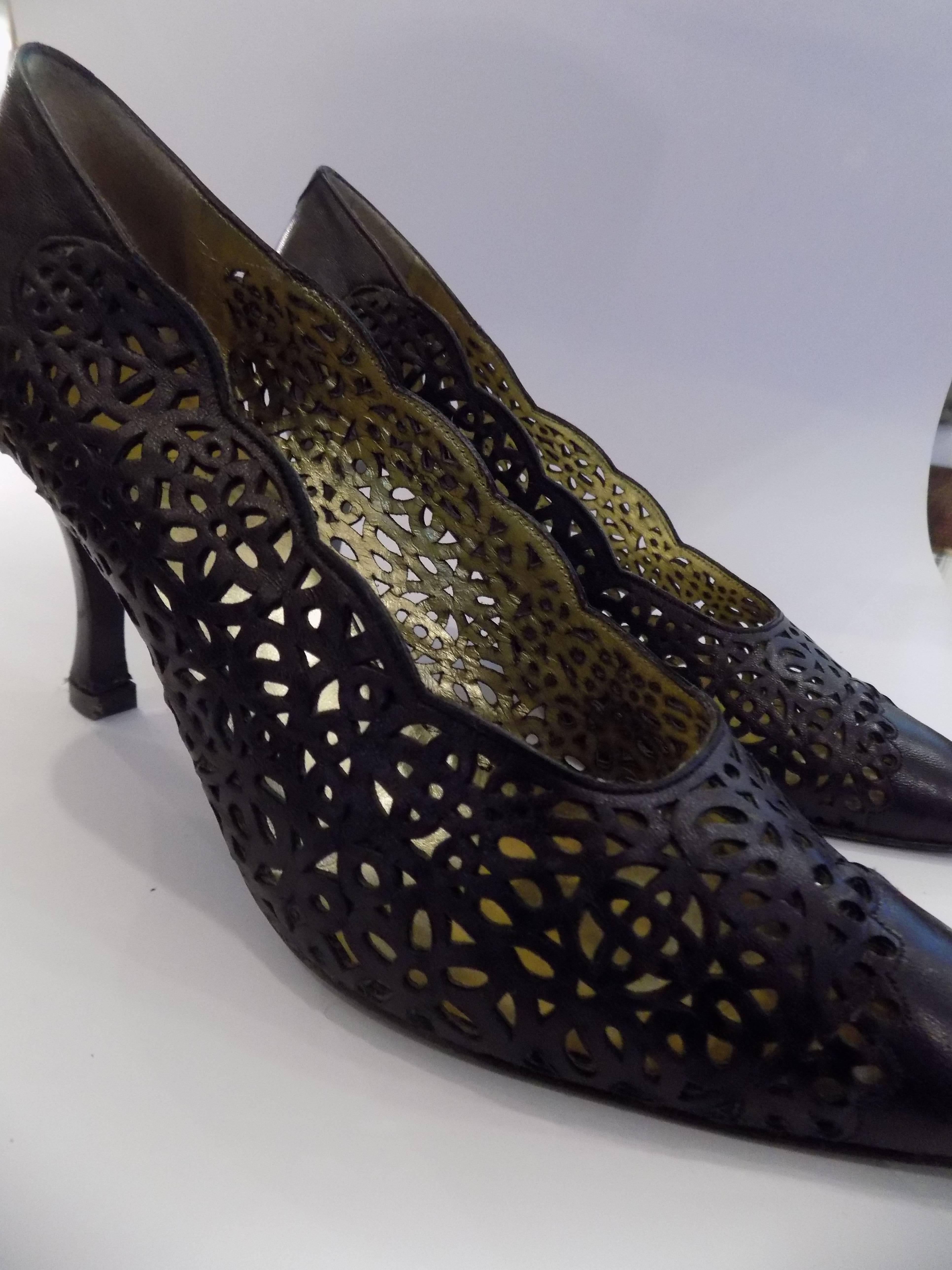 Rene Caovilla Black Decollete
heel 8 cm 
made in italy size 39