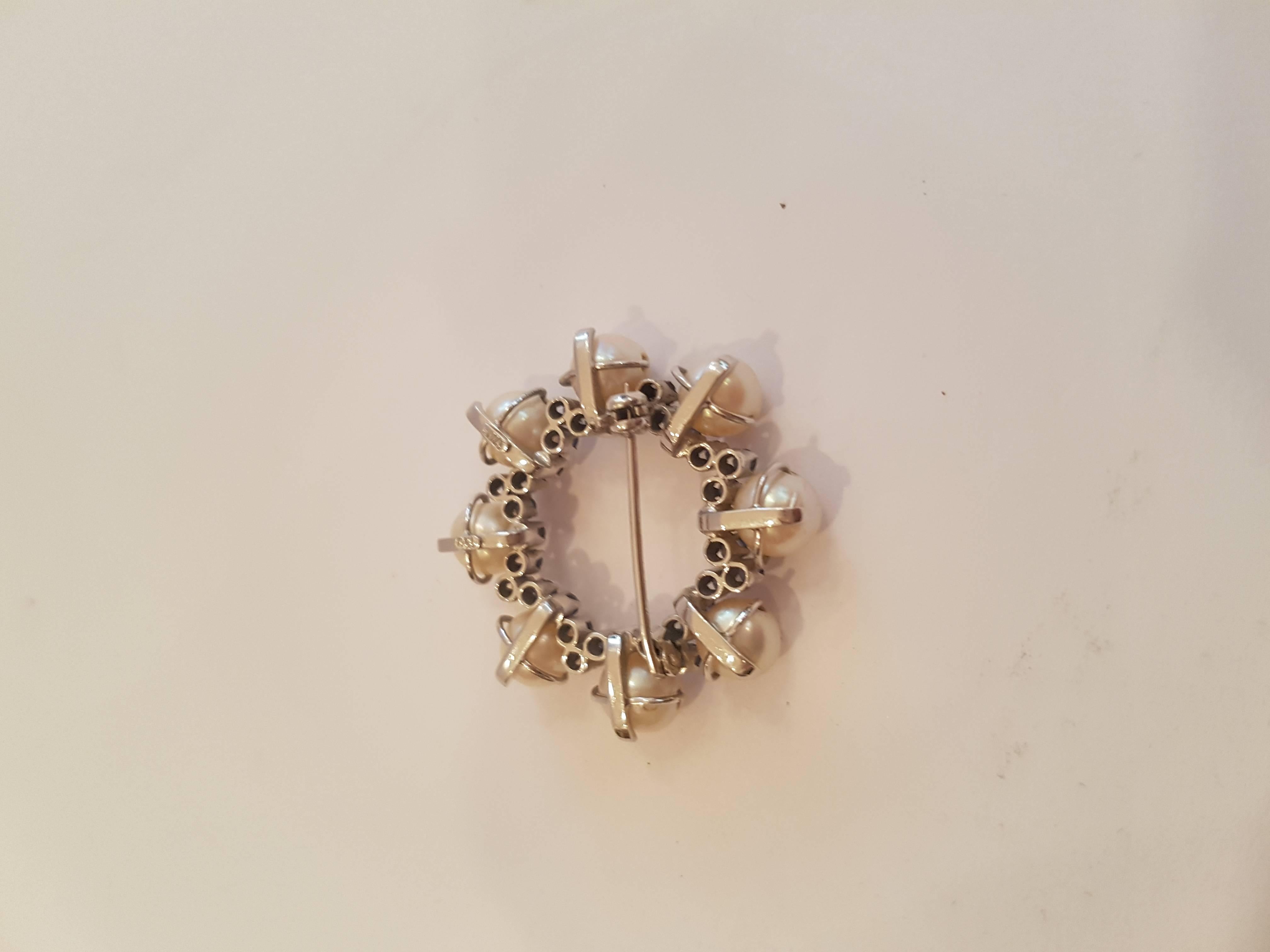 Women's or Men's 18kt White gold Pearl Pin For Sale