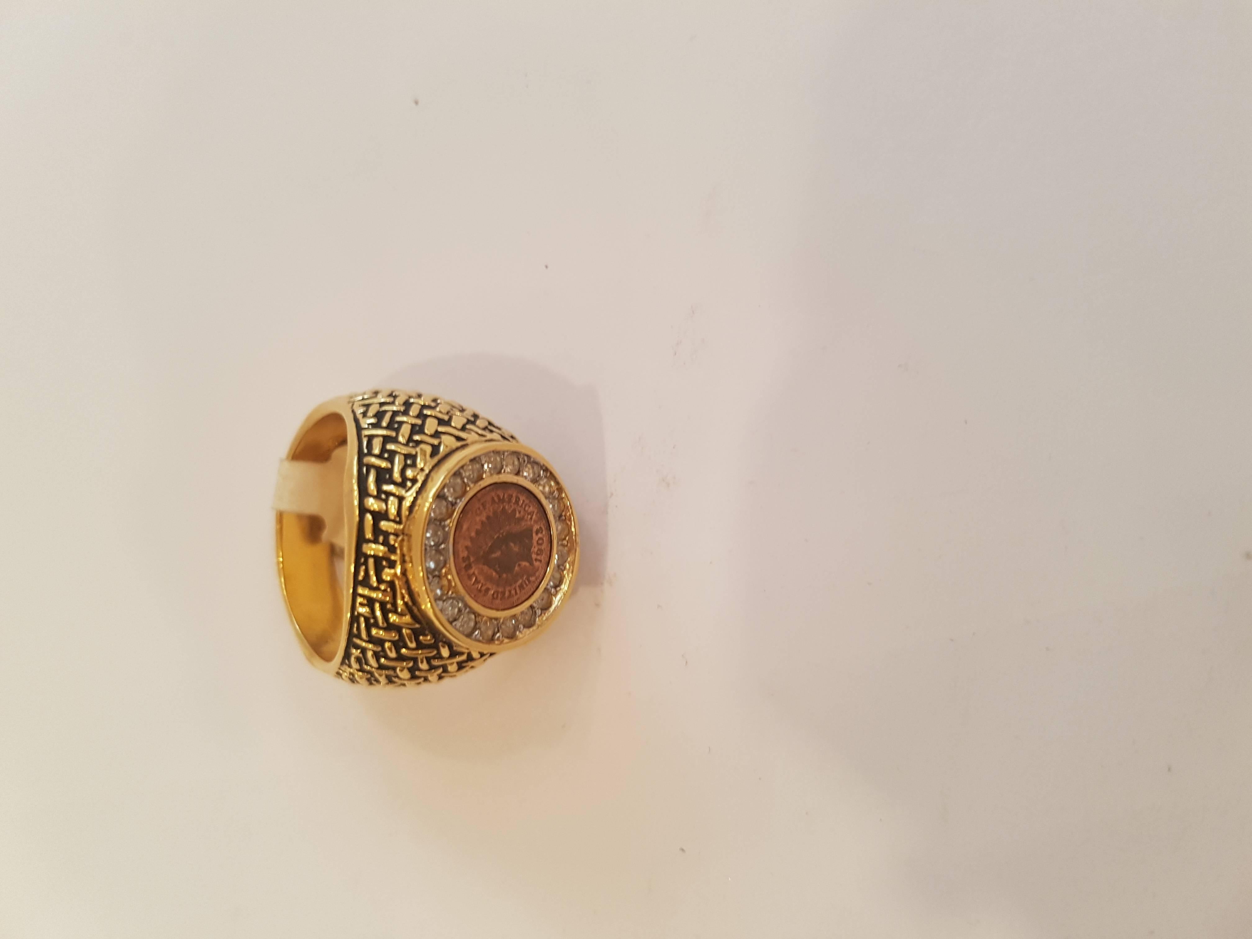 1980s Gold tone Coin Ring size 11