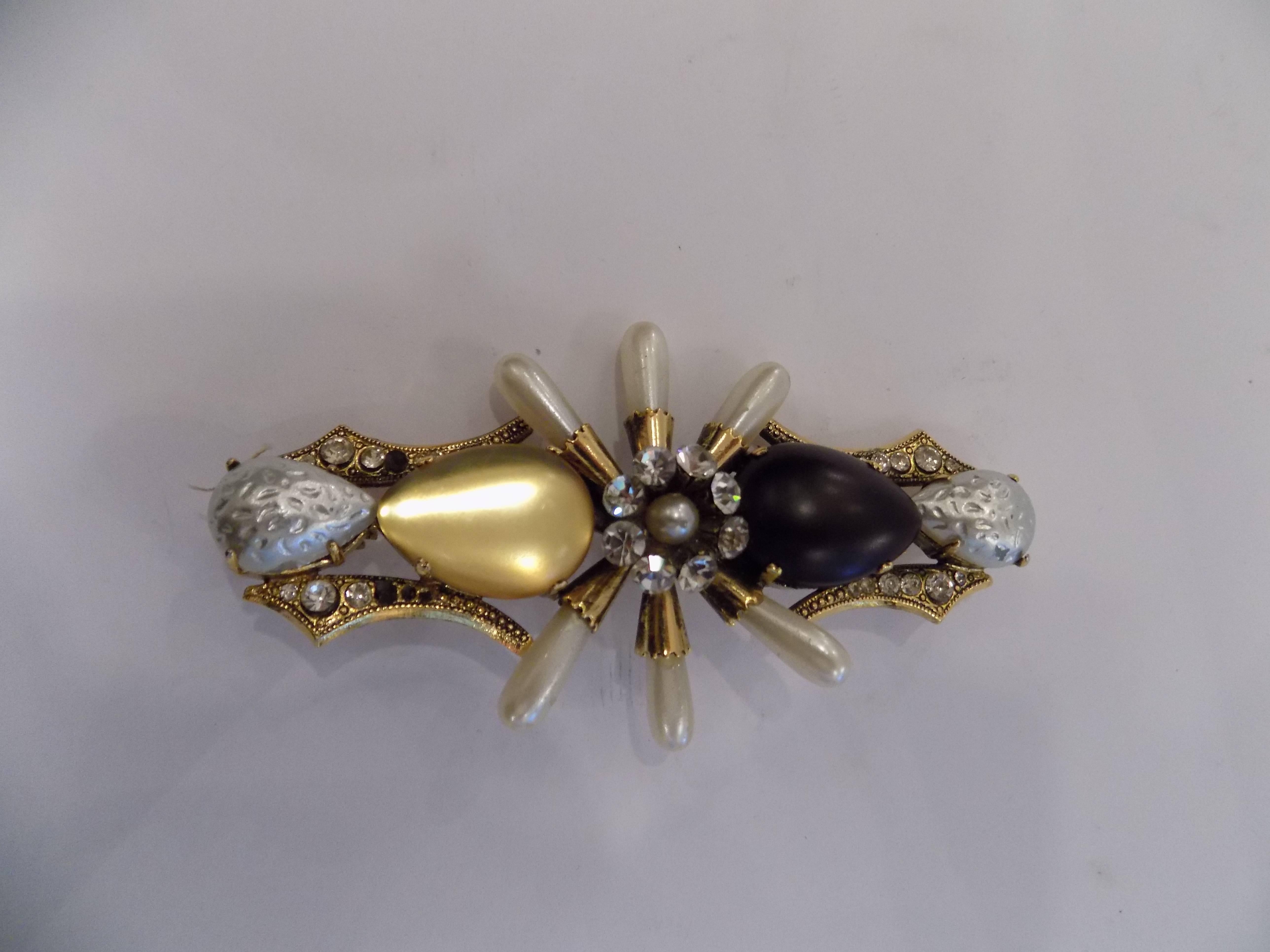 Women's or Men's Vintage Pin Brooch