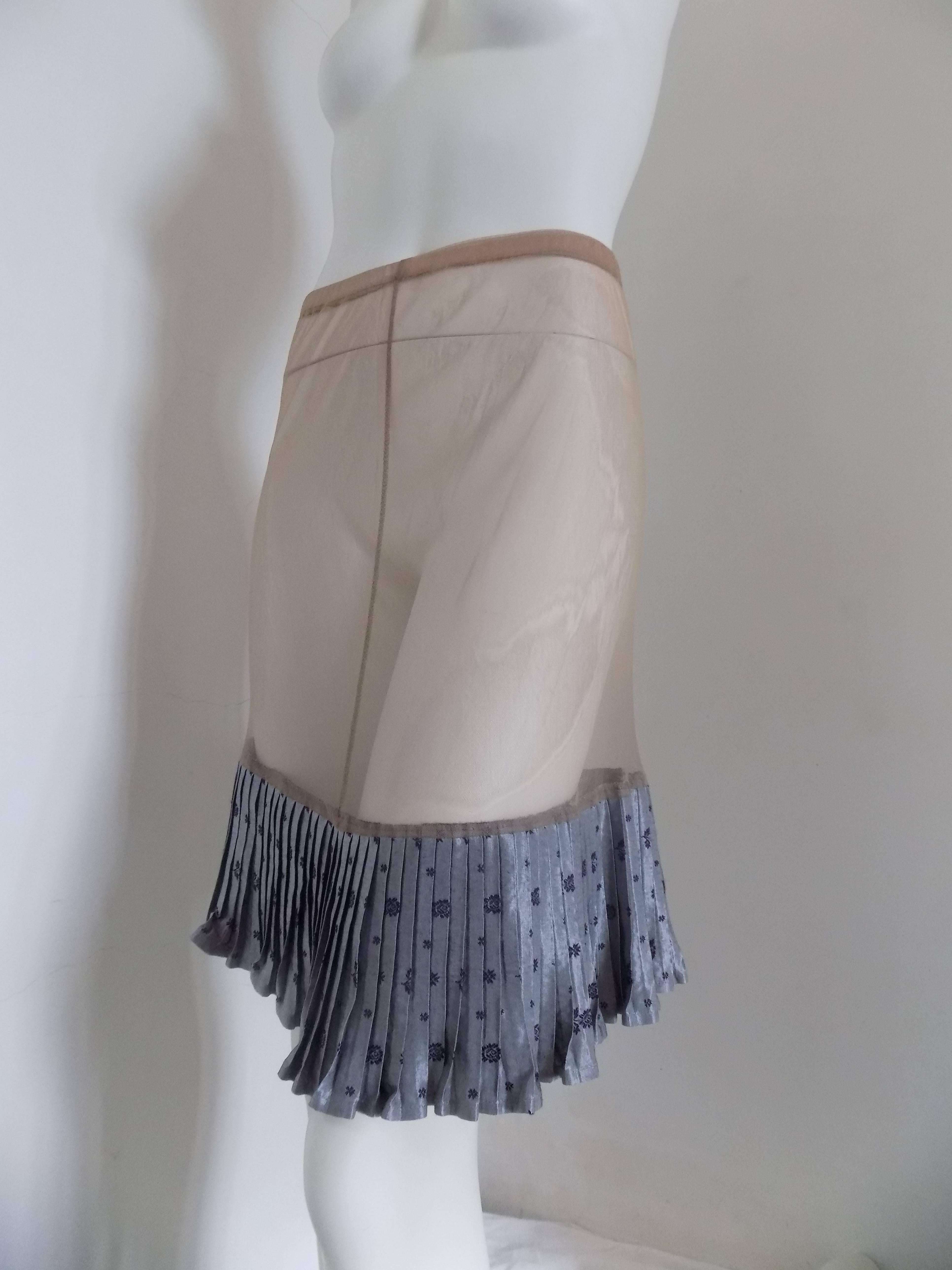 1980s See Through Skirt

Beije see through skirt 
Totally made in italy in italian size range M
