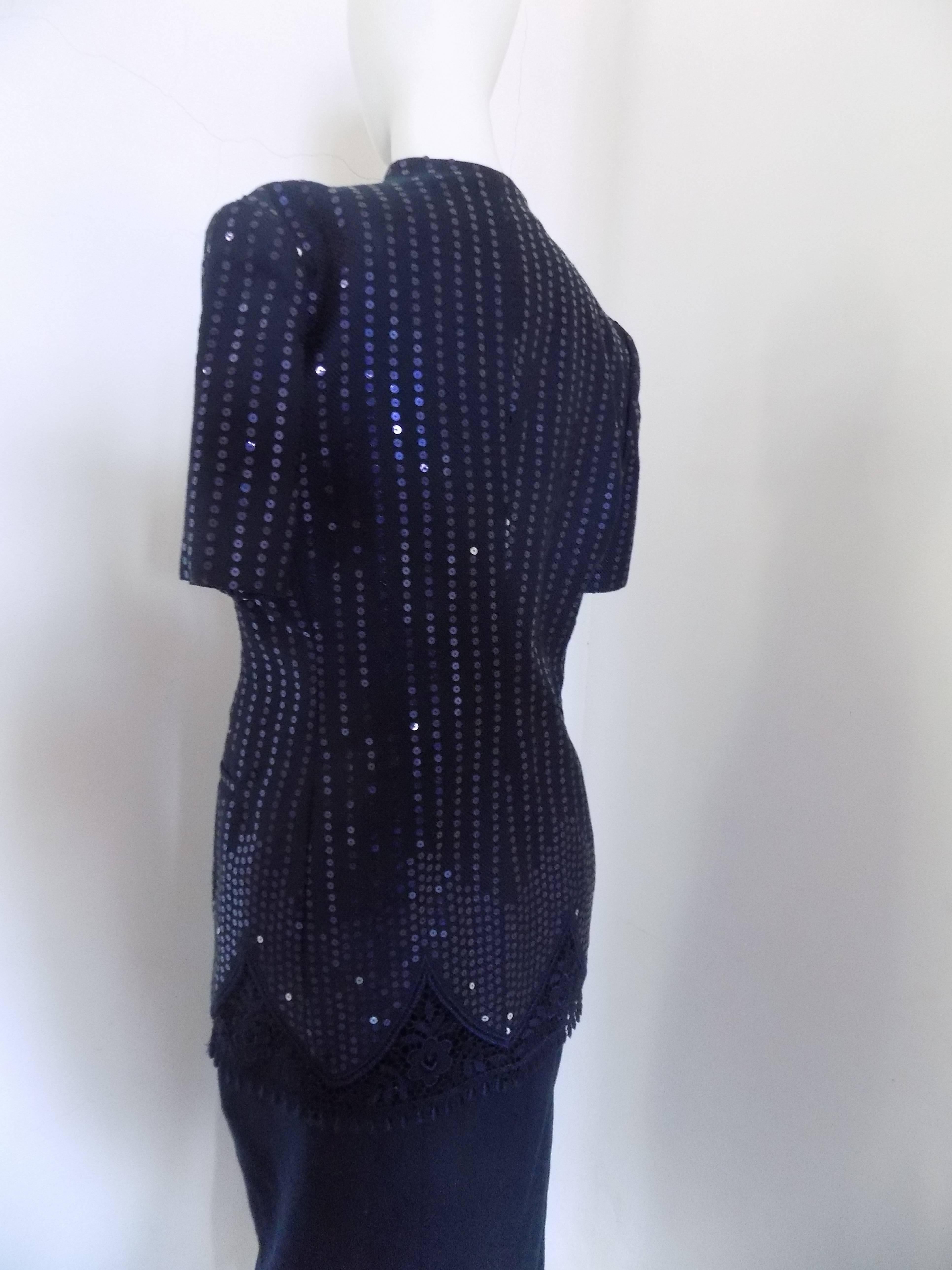 Gai Mattiolo Couture - Costume à paillettes, bleu, années 1990  en vente 1