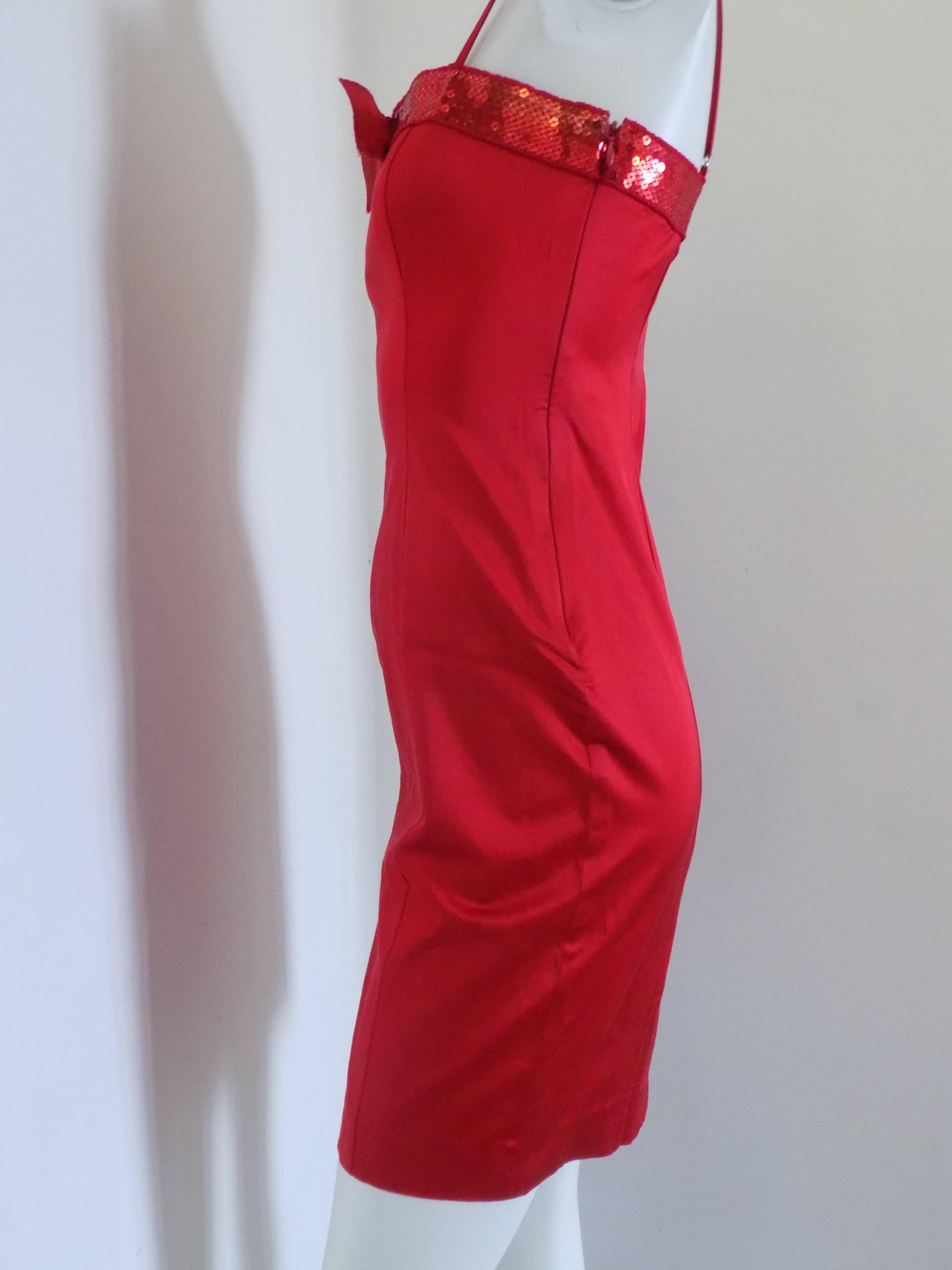 1990s Moschino Jeans red sequins dress In Excellent Condition For Sale In Capri, IT