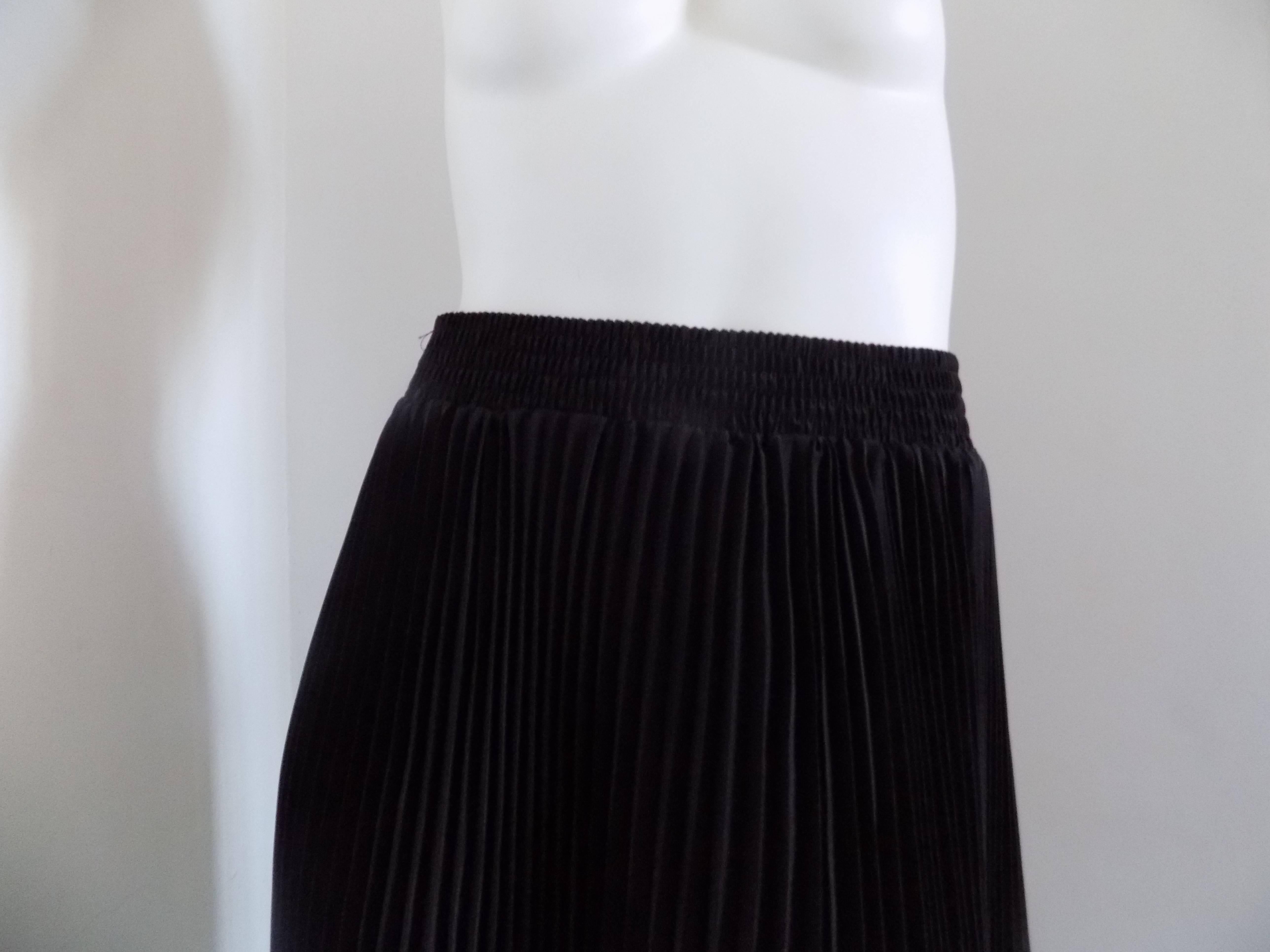 Long Black Skirt In Excellent Condition In Capri, IT
