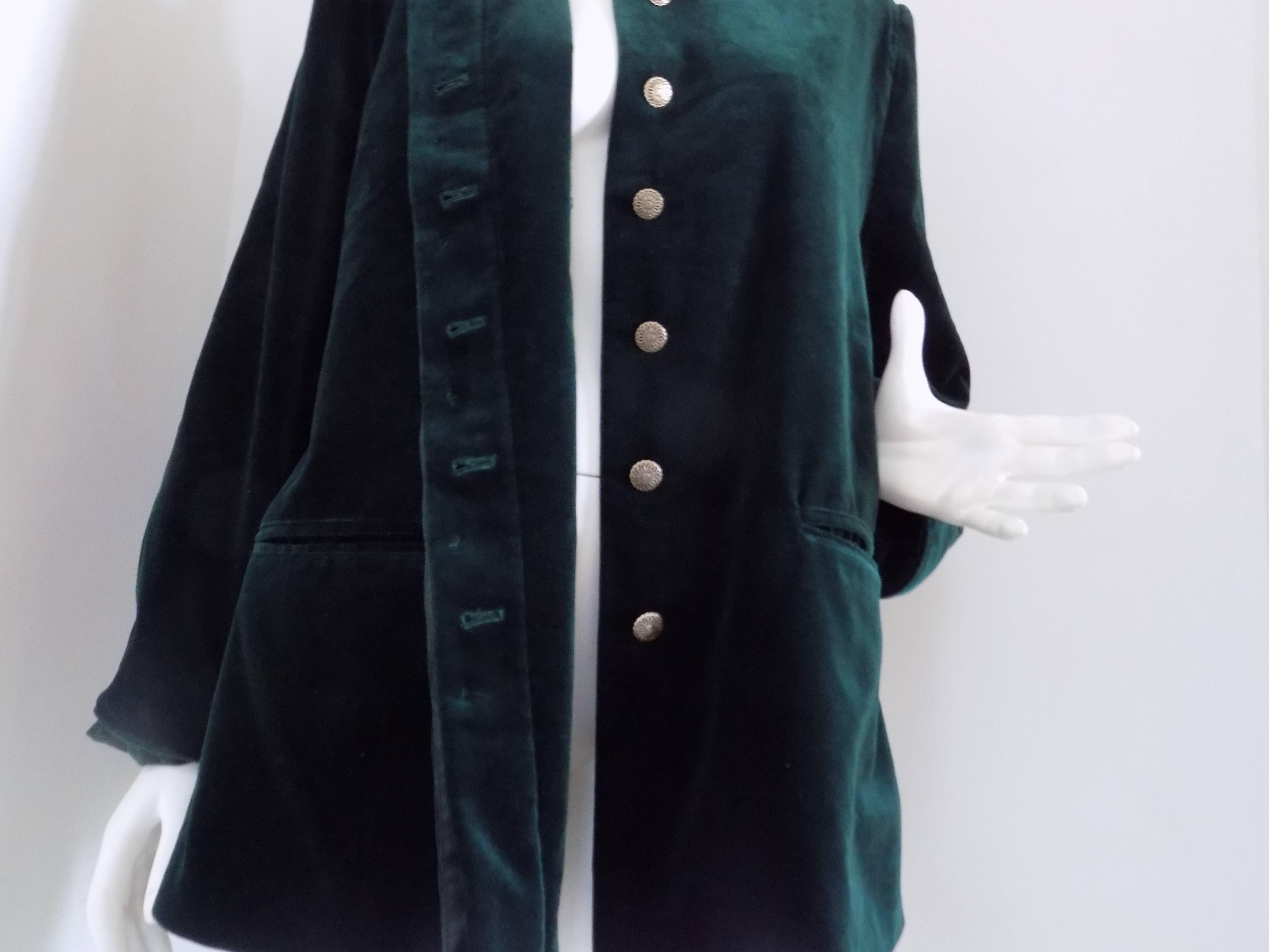 Gossi Green Velvet Jacket  In Excellent Condition For Sale In Capri, IT