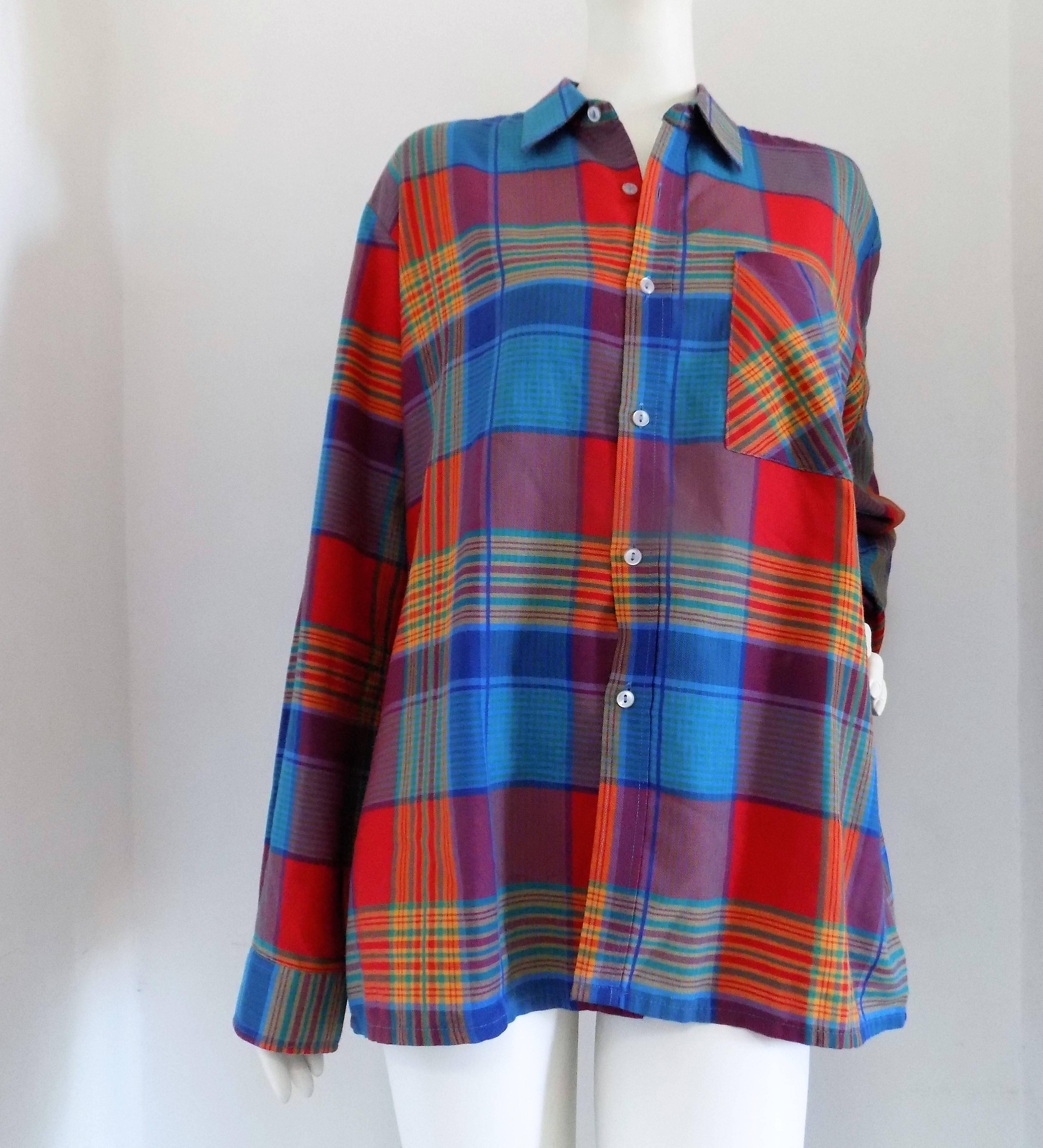 Kandahar Club Multicolour Shirt

Multitone shirt totally made in italy in size 41
Composition: Baumwolle and polyester