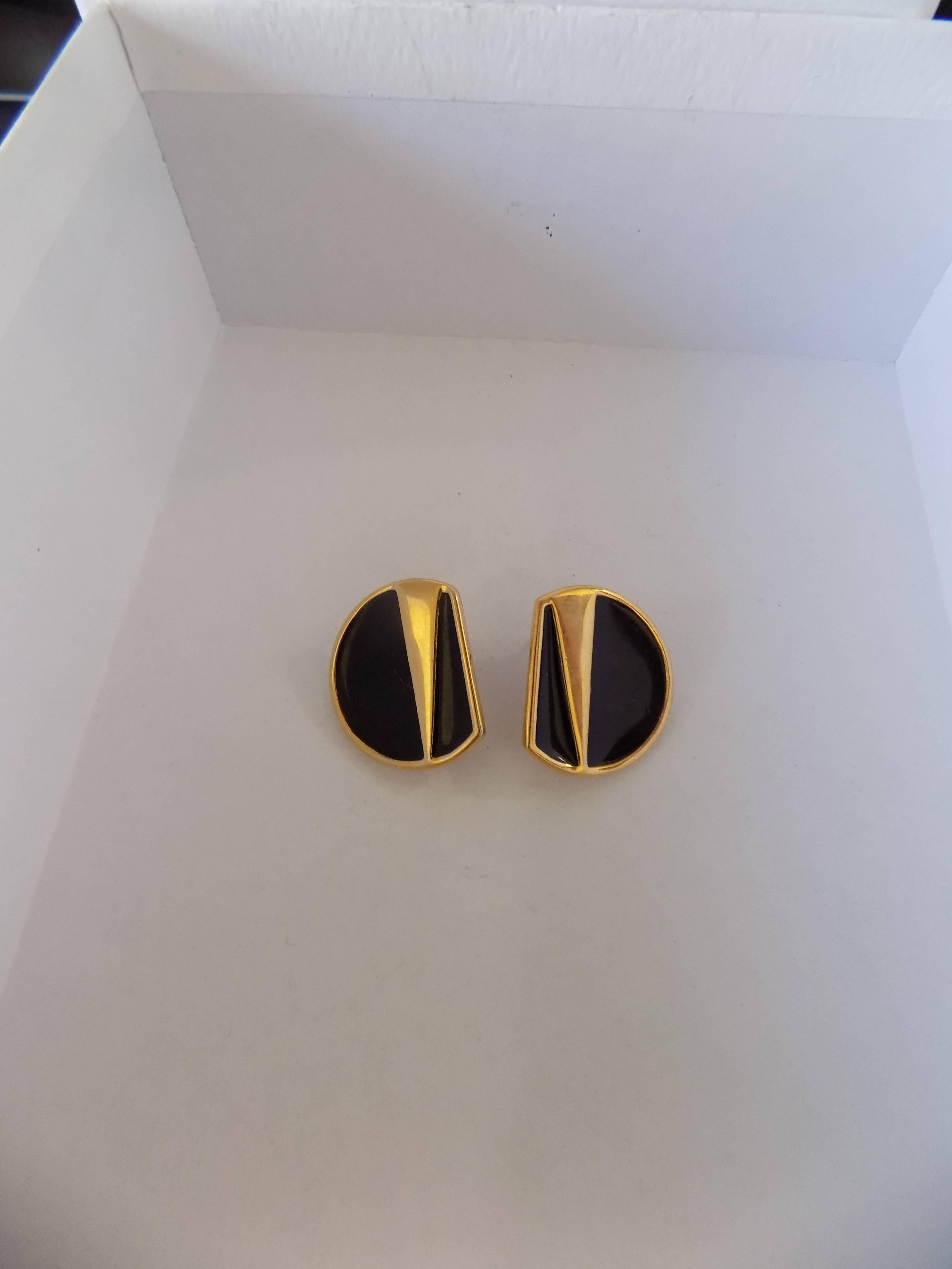 Monet Gold Schwarzton-Ohrringe im Zustand „Hervorragend“ im Angebot in Capri, IT