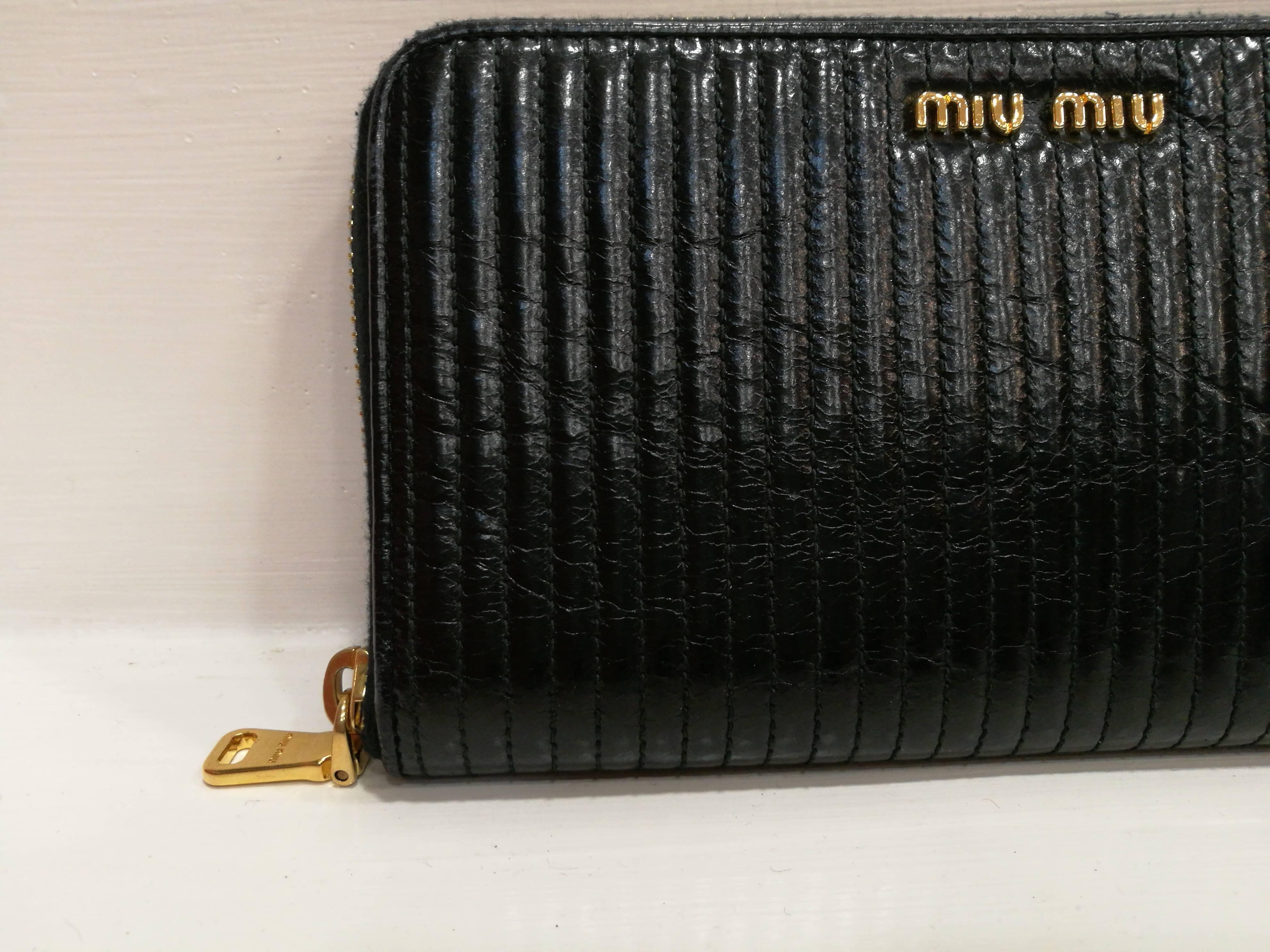 Miu Miu black wallet gold tone hardware In New Condition In Capri, IT