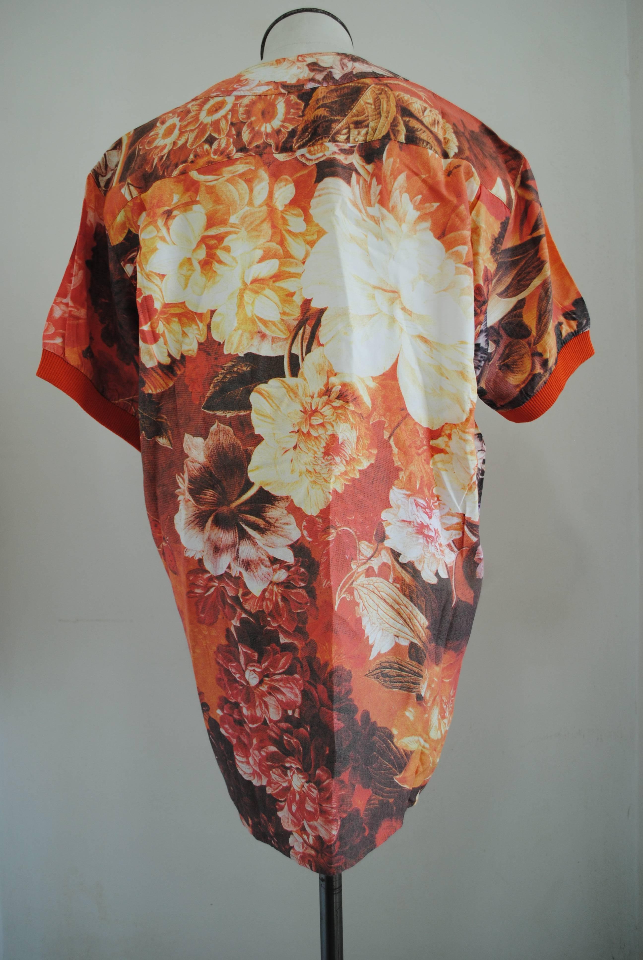 Women's or Men's Moschino multicolour shirt