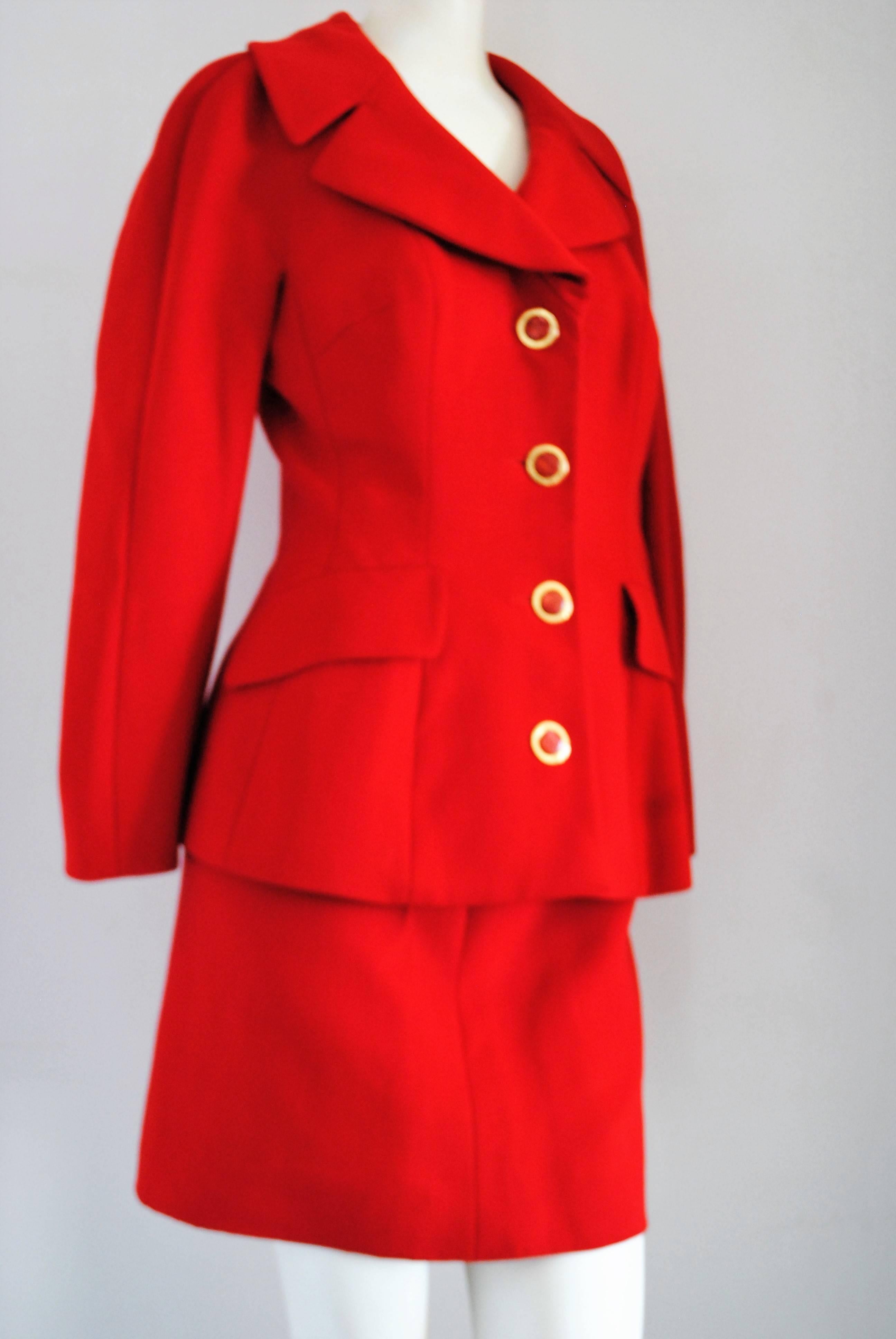 Dolce & Gabbana Red skirt suit
Totally made in italy in size 38
