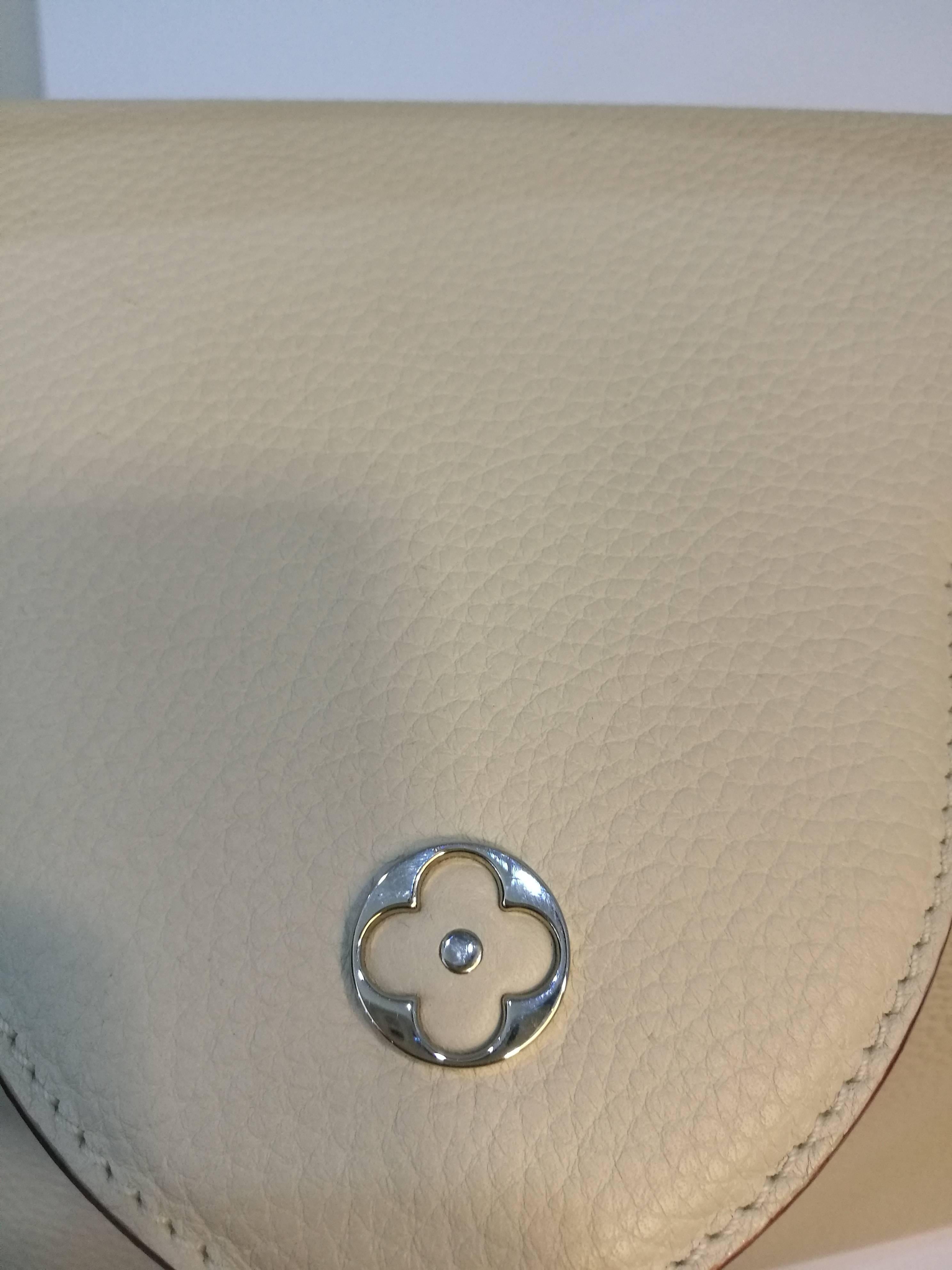 Brown Louis Vuitton Cream Capucines Bag