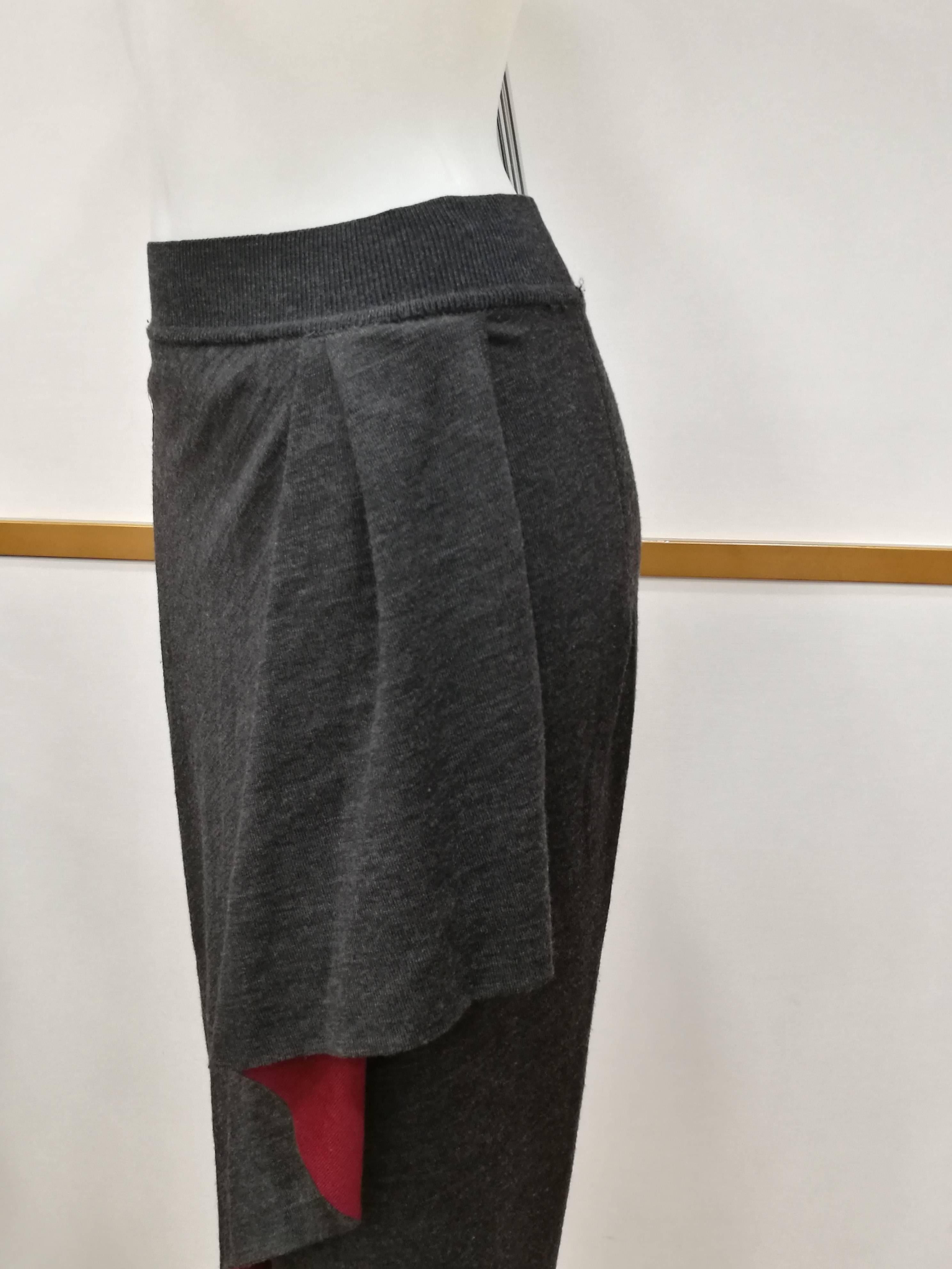 Emanuel Ungaro Parallele Grey Bordeaux Wool Skirt In Excellent Condition In Capri, IT