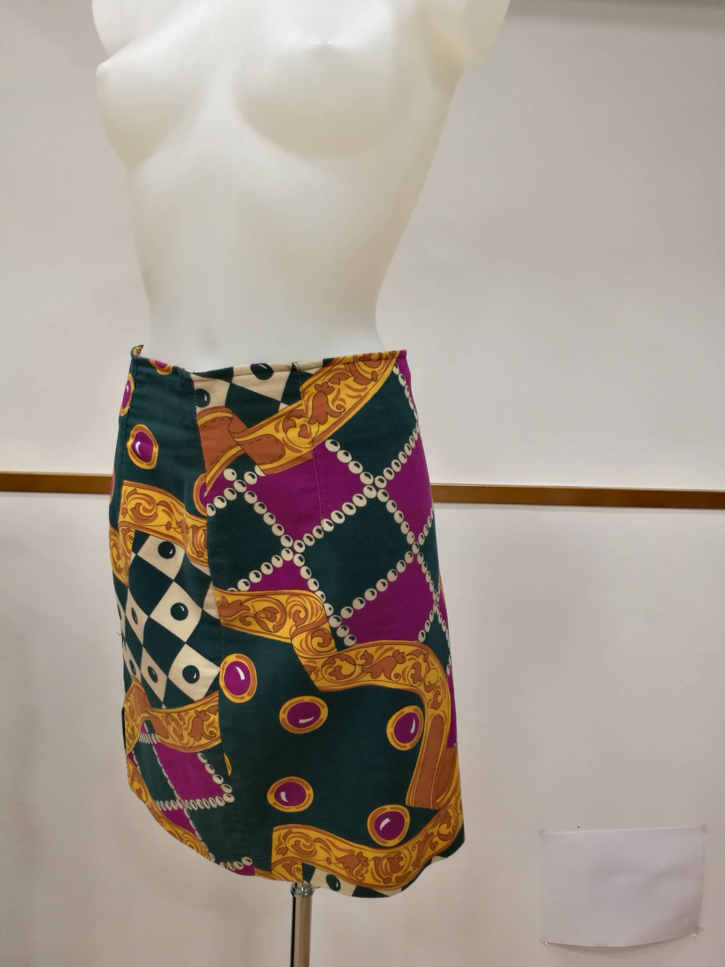 1980s Roccobarocco Vintage Multicoloured Cotton Skirt

Multicoloured skirt by Roccobarocco ttoally made in italy in italian size range 46

Composition: 100% cotton