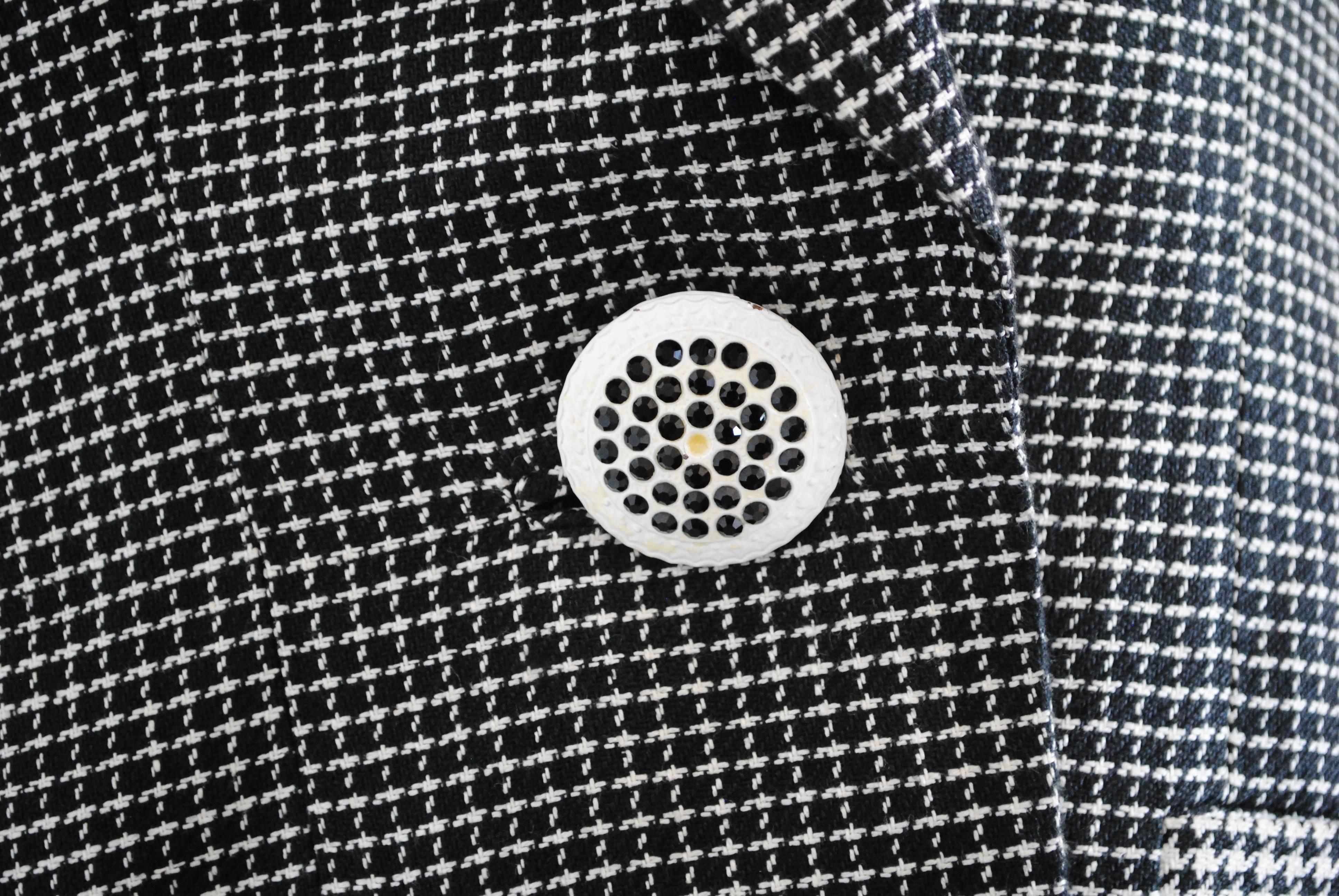 Women's 1990s Gai Mattiolo Black & White Pied de Poule Jacket For Sale