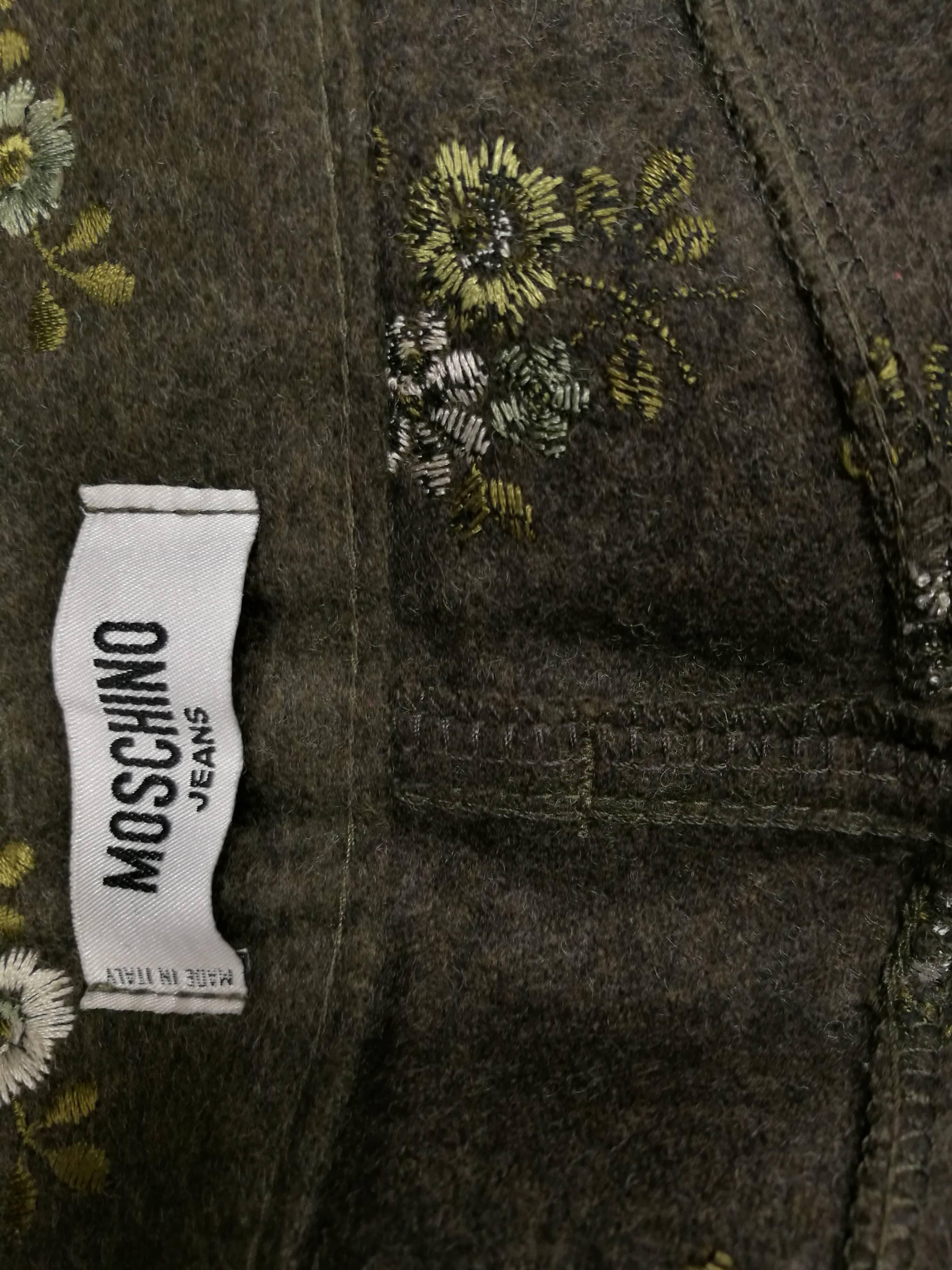 1980er Moschino Jeans Hose mit grünen Blumenverzierungen im Zustand „Hervorragend“ im Angebot in Capri, IT