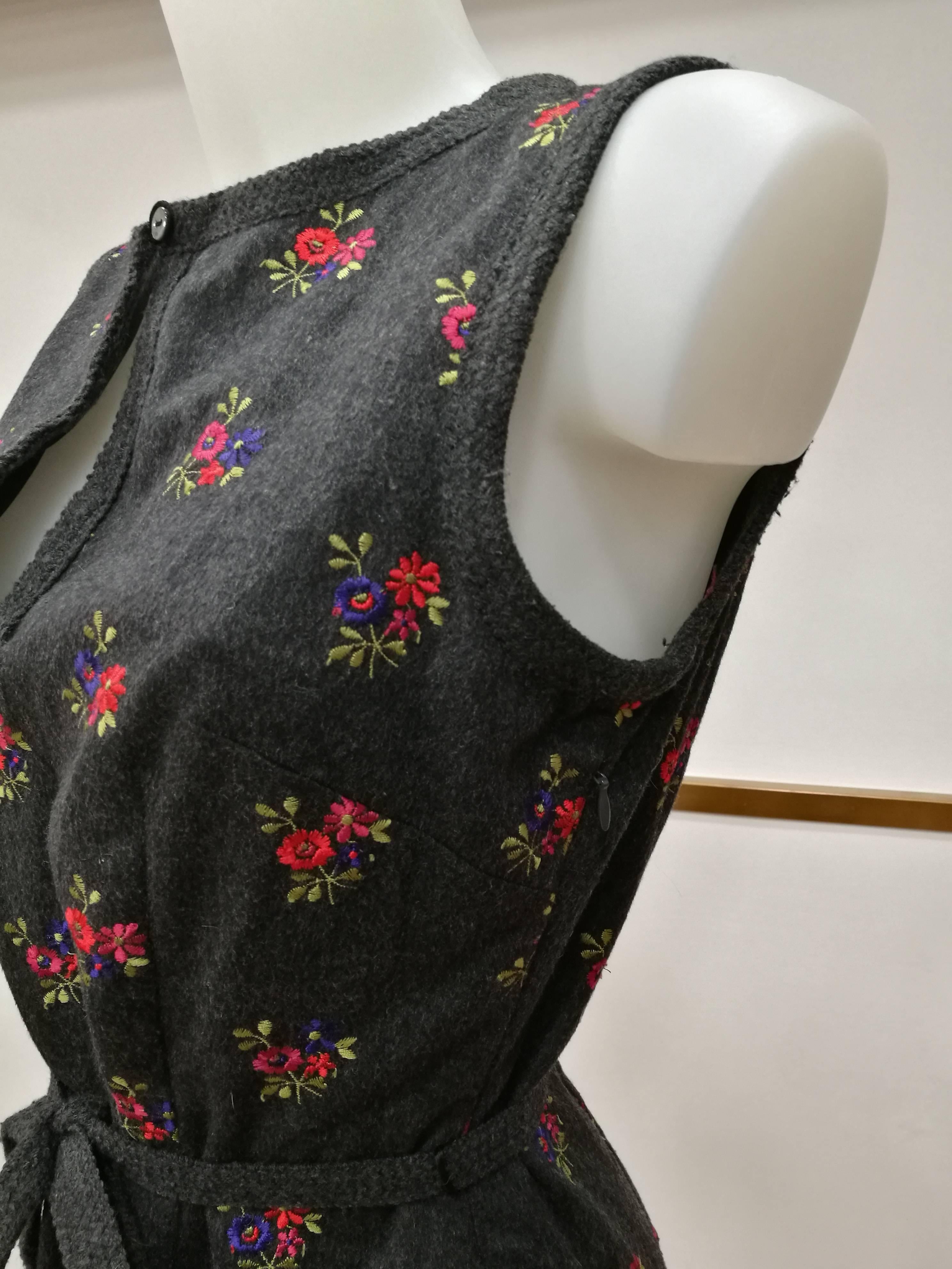 1990s Moschino Grey Embellished Flowers Wool Dress For Sale 1