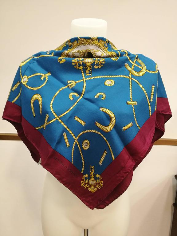 Foulard Carré Vintage MANOLO BORROMEO En Soie 62x65 Cm - Noir, Occasion Mais Plein De Charme