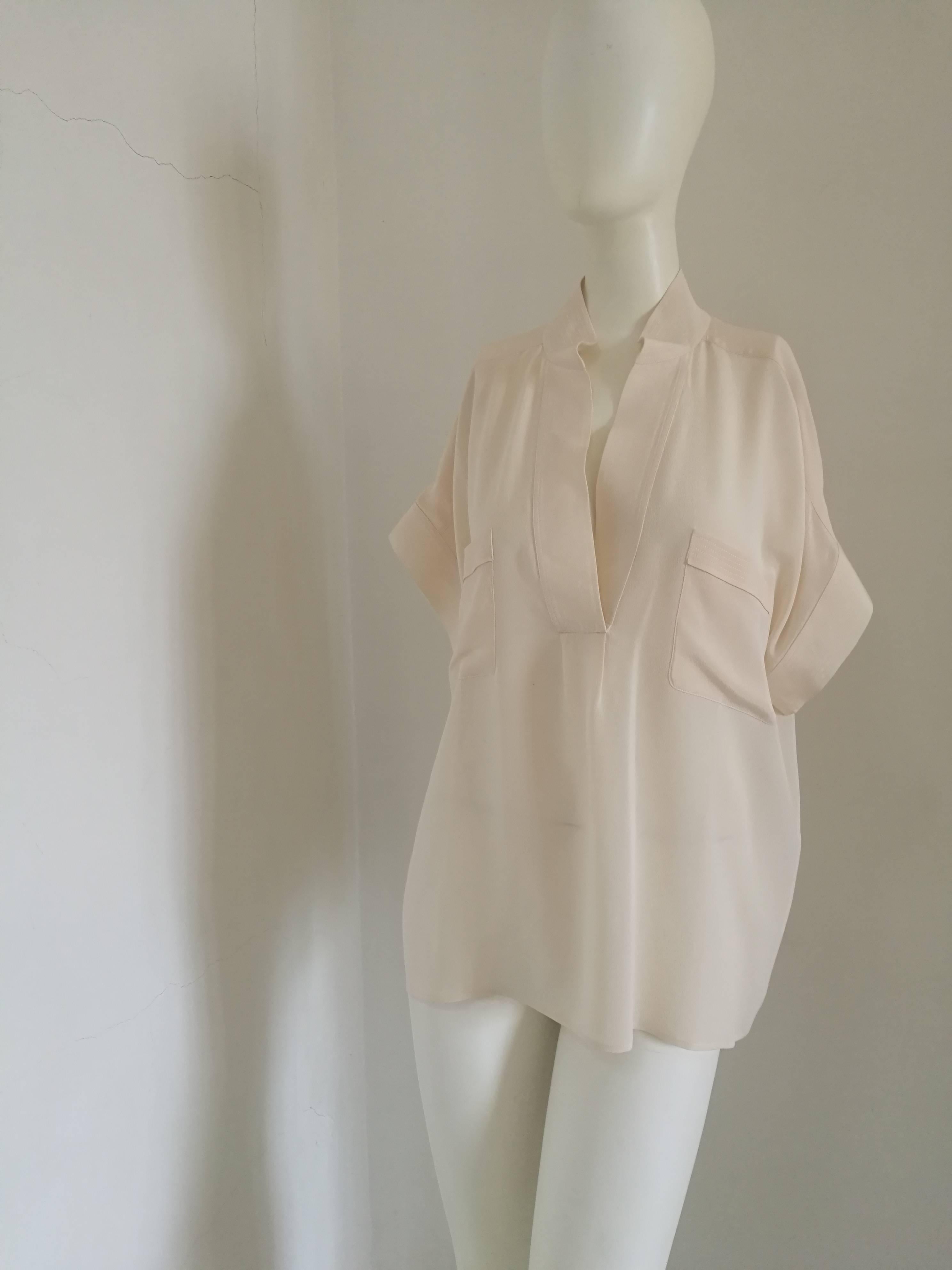 Chanel Boutique Off-White Embellished Gold Tone bottons Shirt In Excellent Condition In Capri, IT