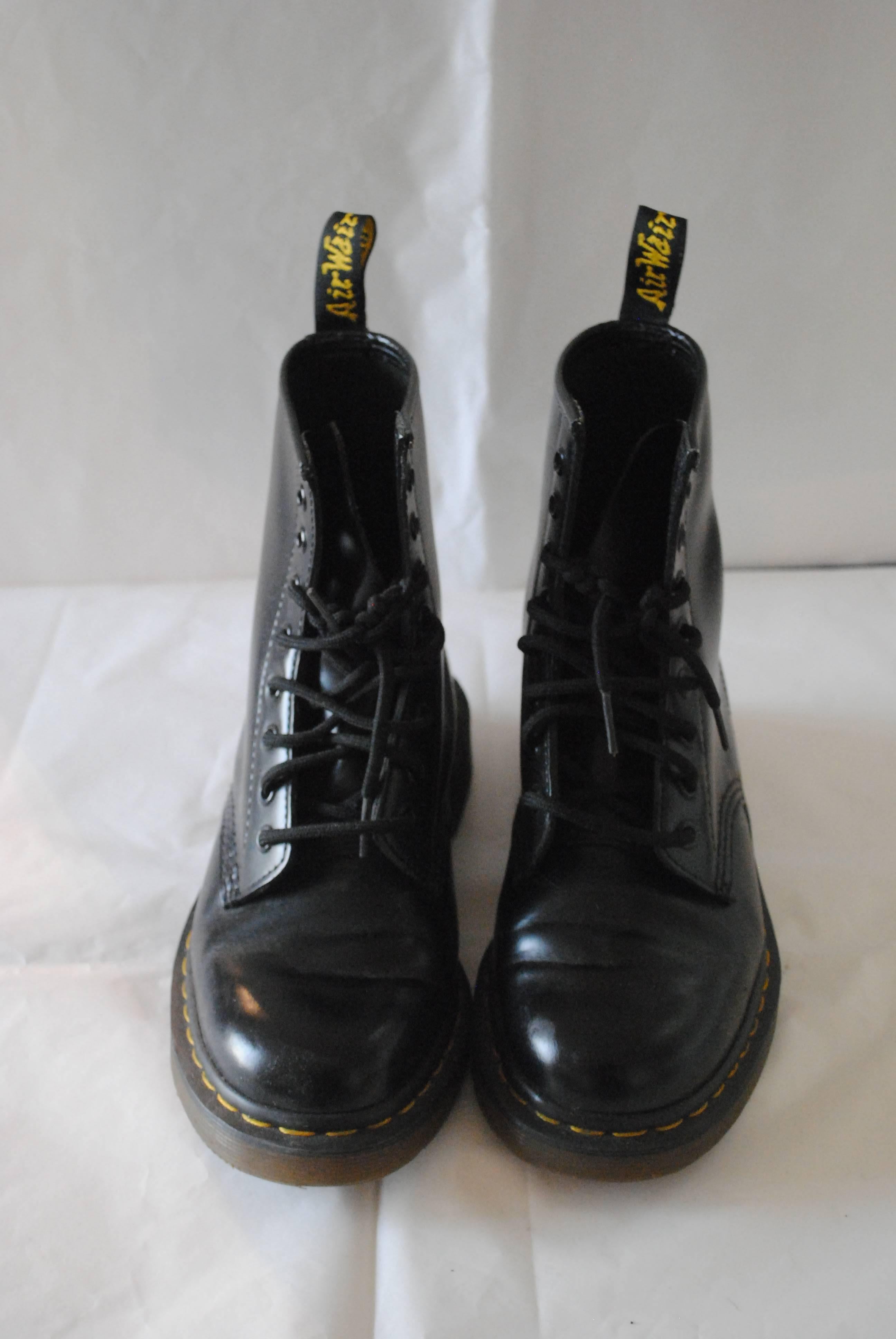 Dr Martens Women Black Boots 2