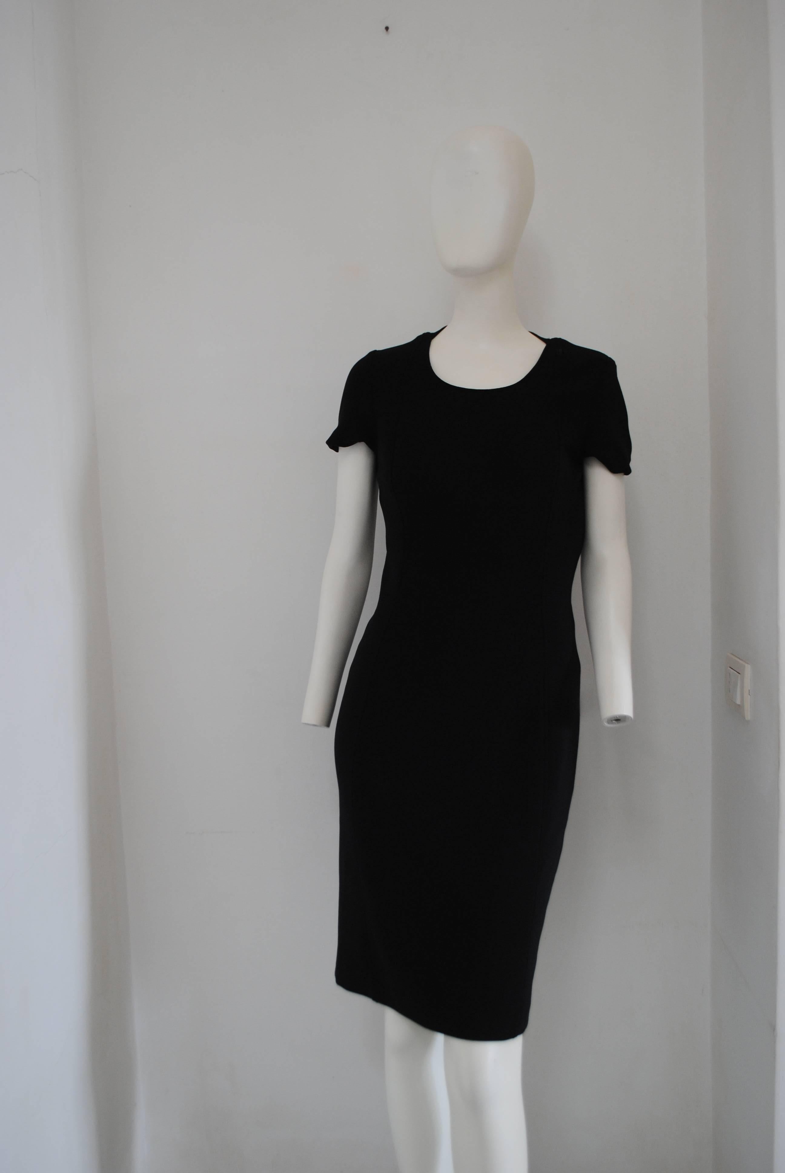 Gianfranco Ferré Black Dress

Totally made in italy in size S 

