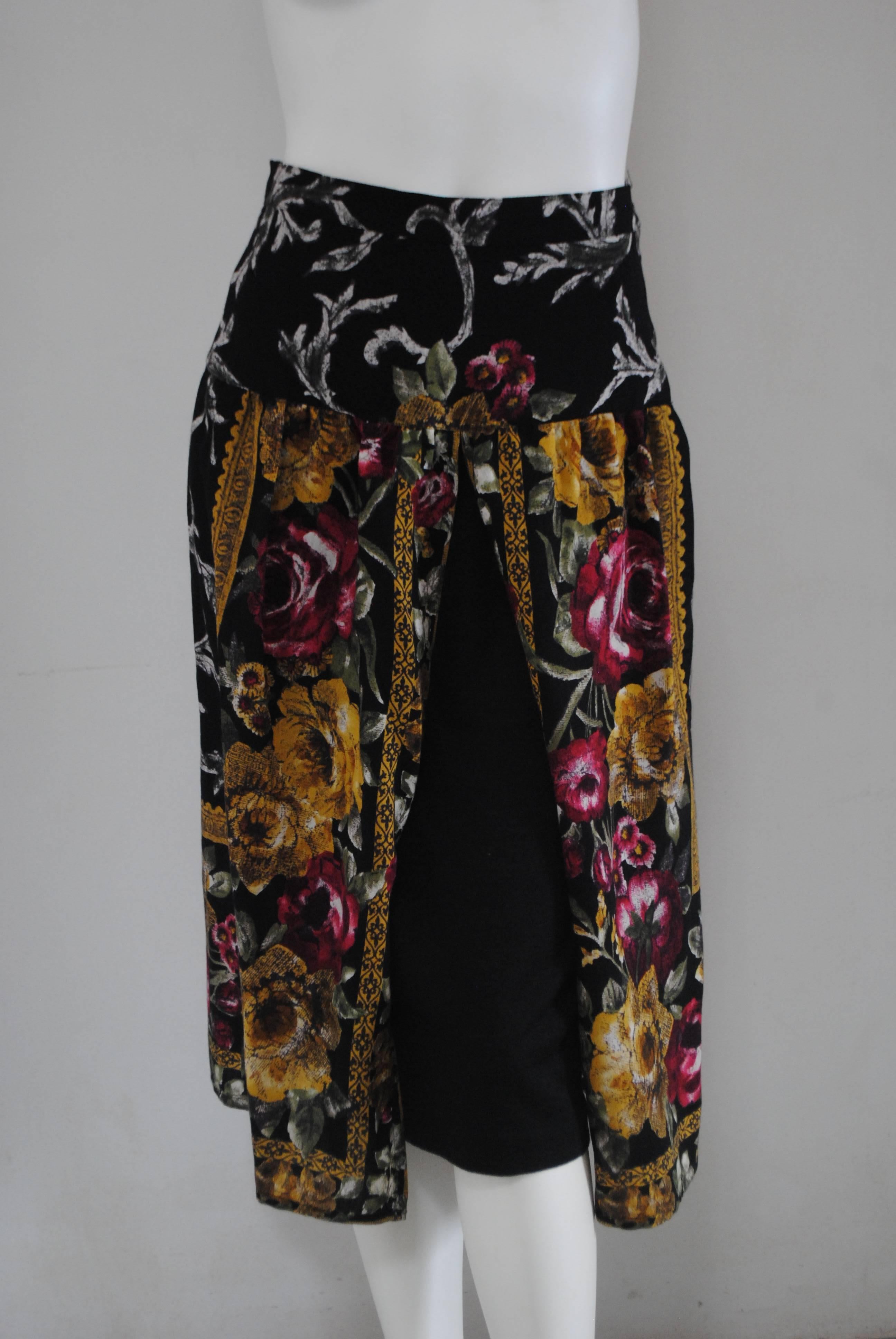 Women's 1980s Vintage Wool Flower Skirt For Sale