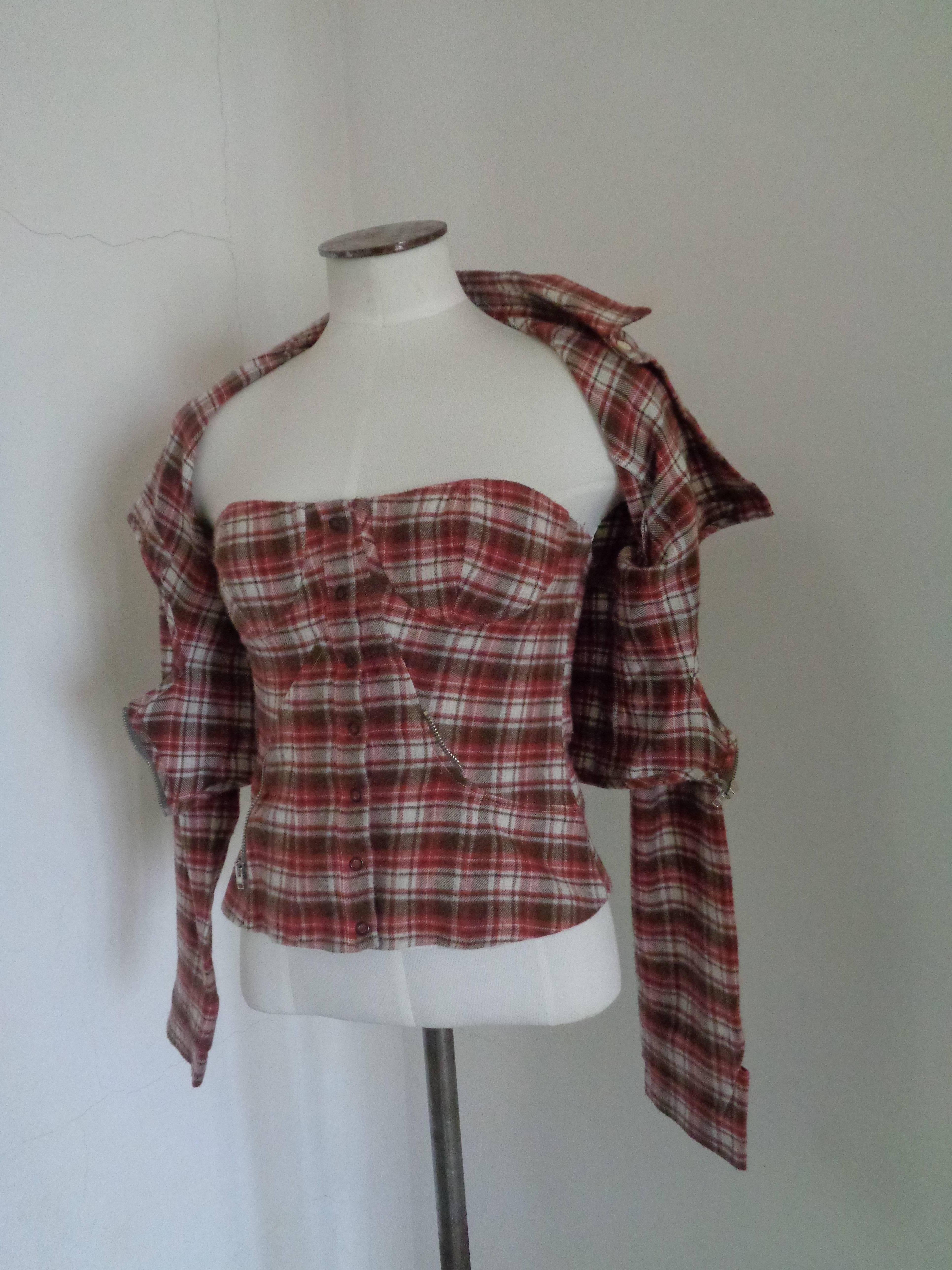 Hussey Chalayan Tartan Cotton Shirt Corset 

Totally made in italy in italian size range 40

Composition: Cotton
