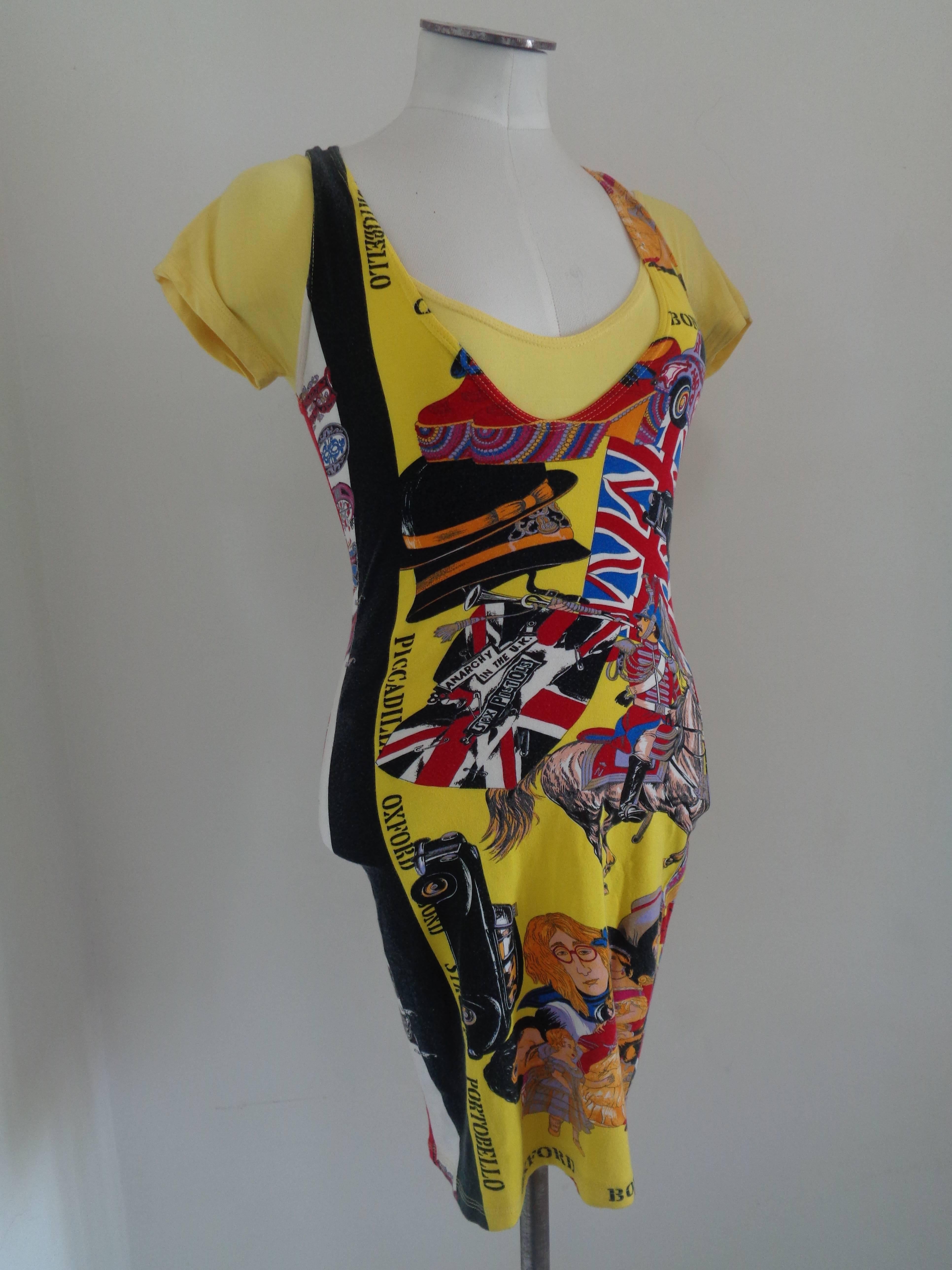 Versace Jeans Couture by Gianni Versace Piccadilly, Oxford Dress
unique and really hard to find dress with yellow tone body 
Totally made in italy in size 40