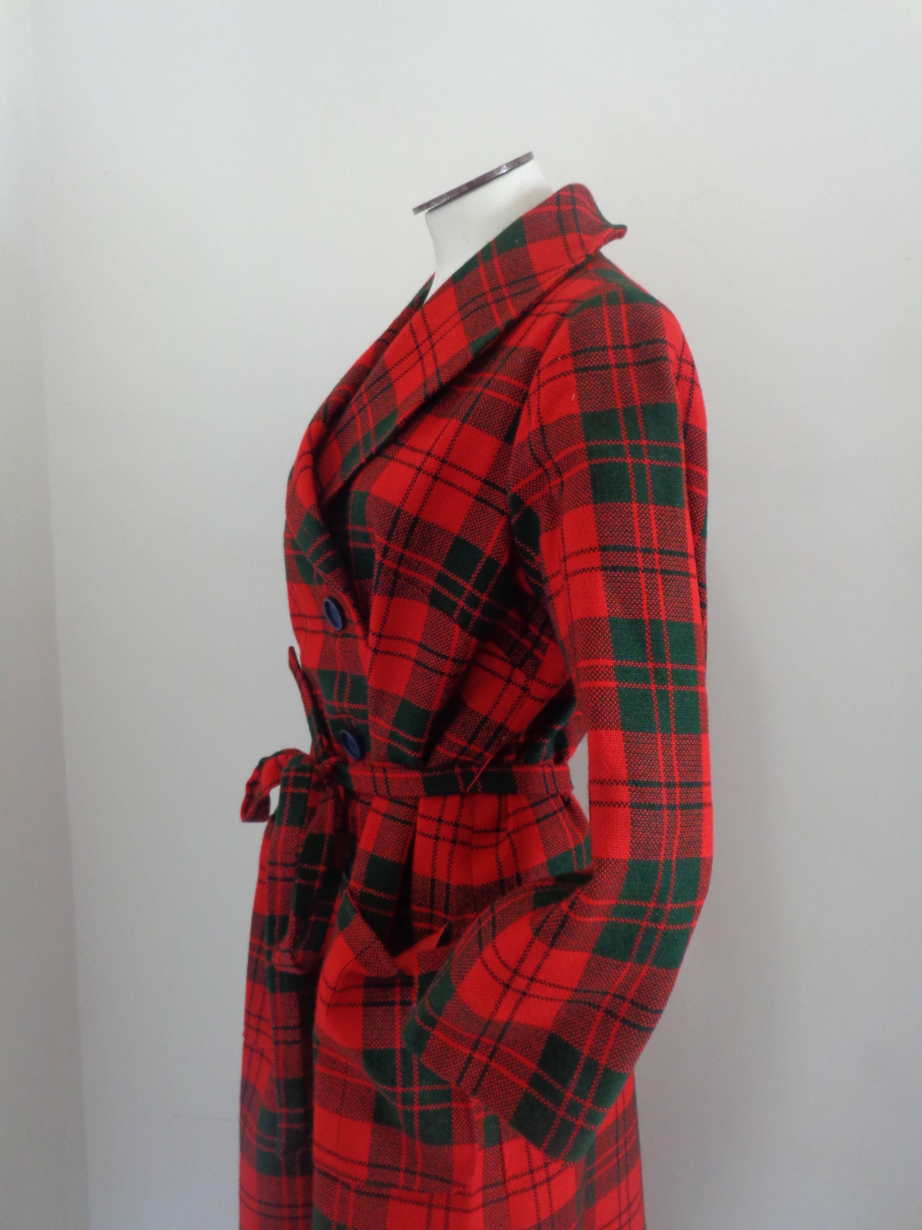Women's or Men's 1980s Vintage Tartan Long Coat