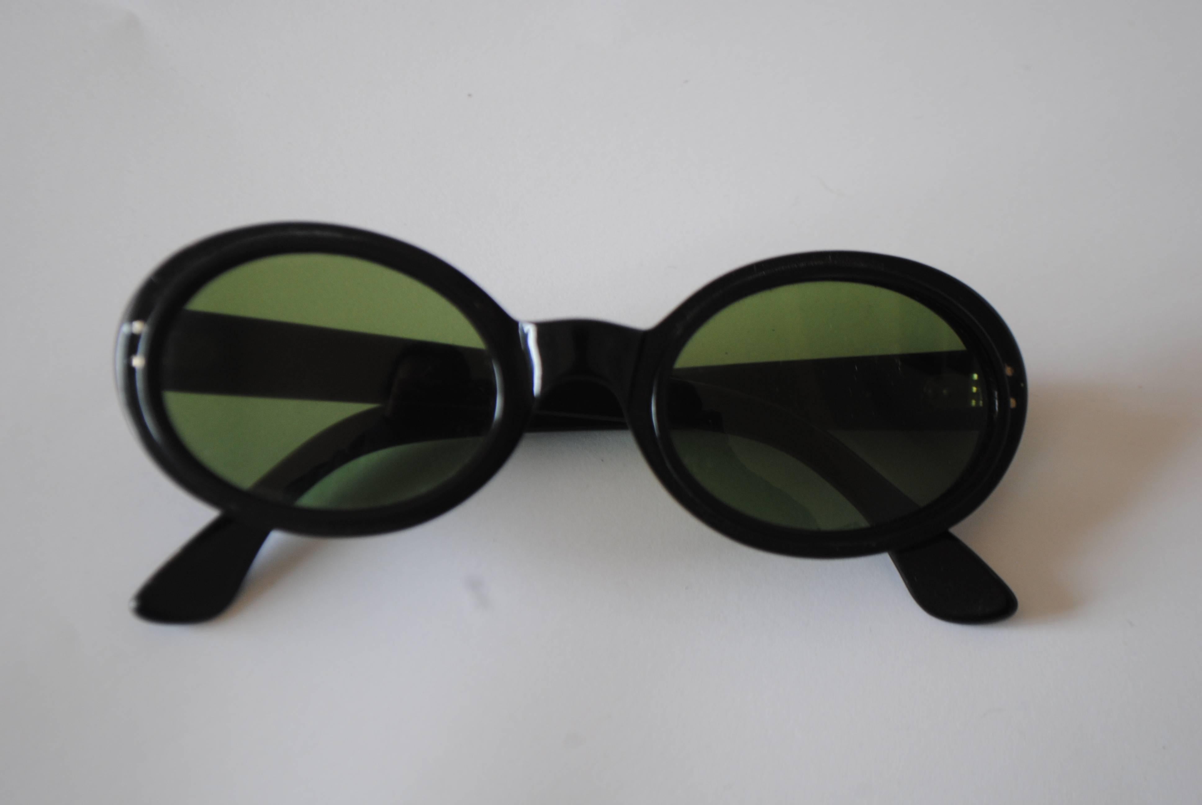 Women's or Men's Club Black green sunglasses