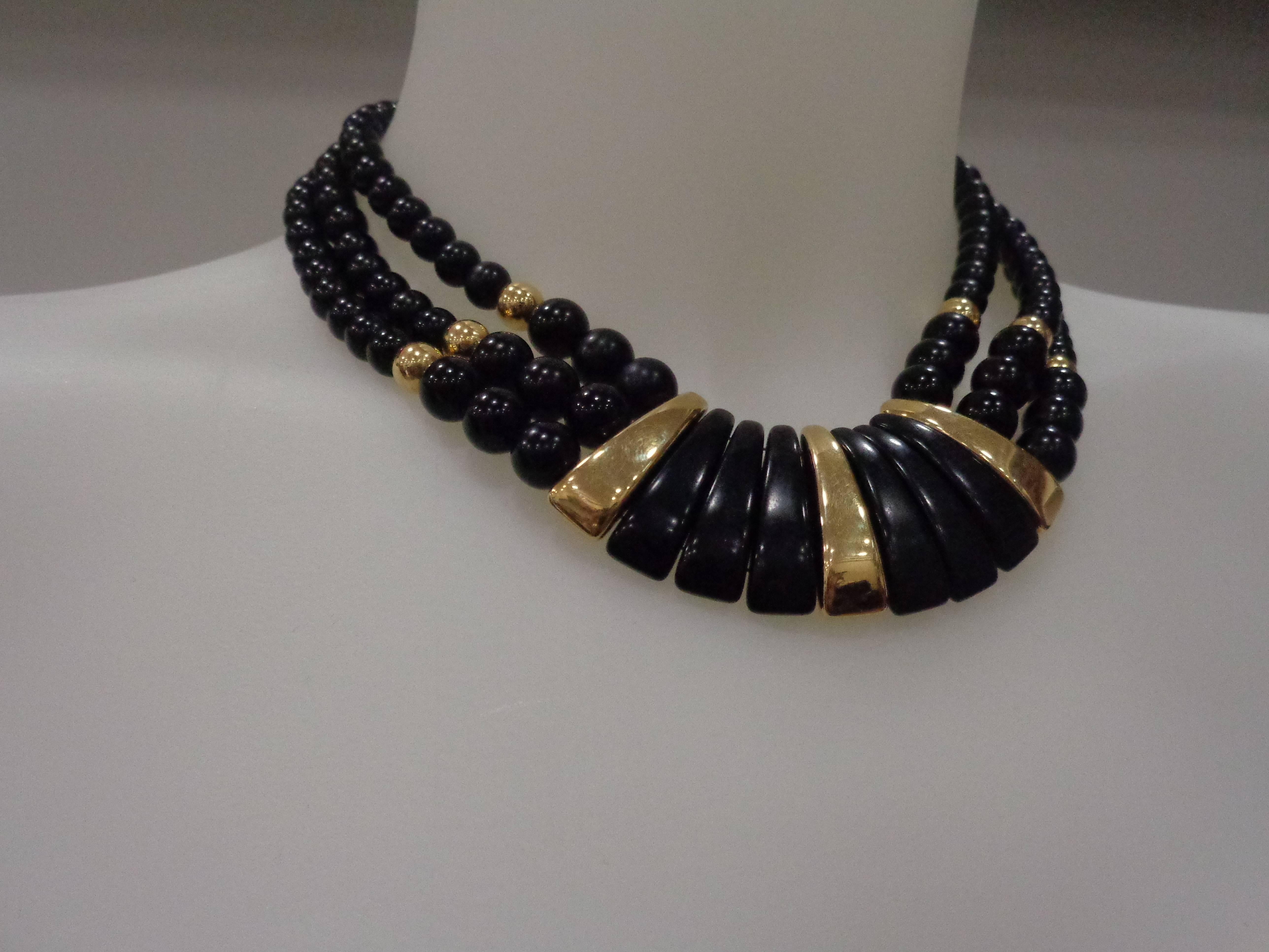 Napier Black Gold Stone Necklace In Excellent Condition In Capri, IT