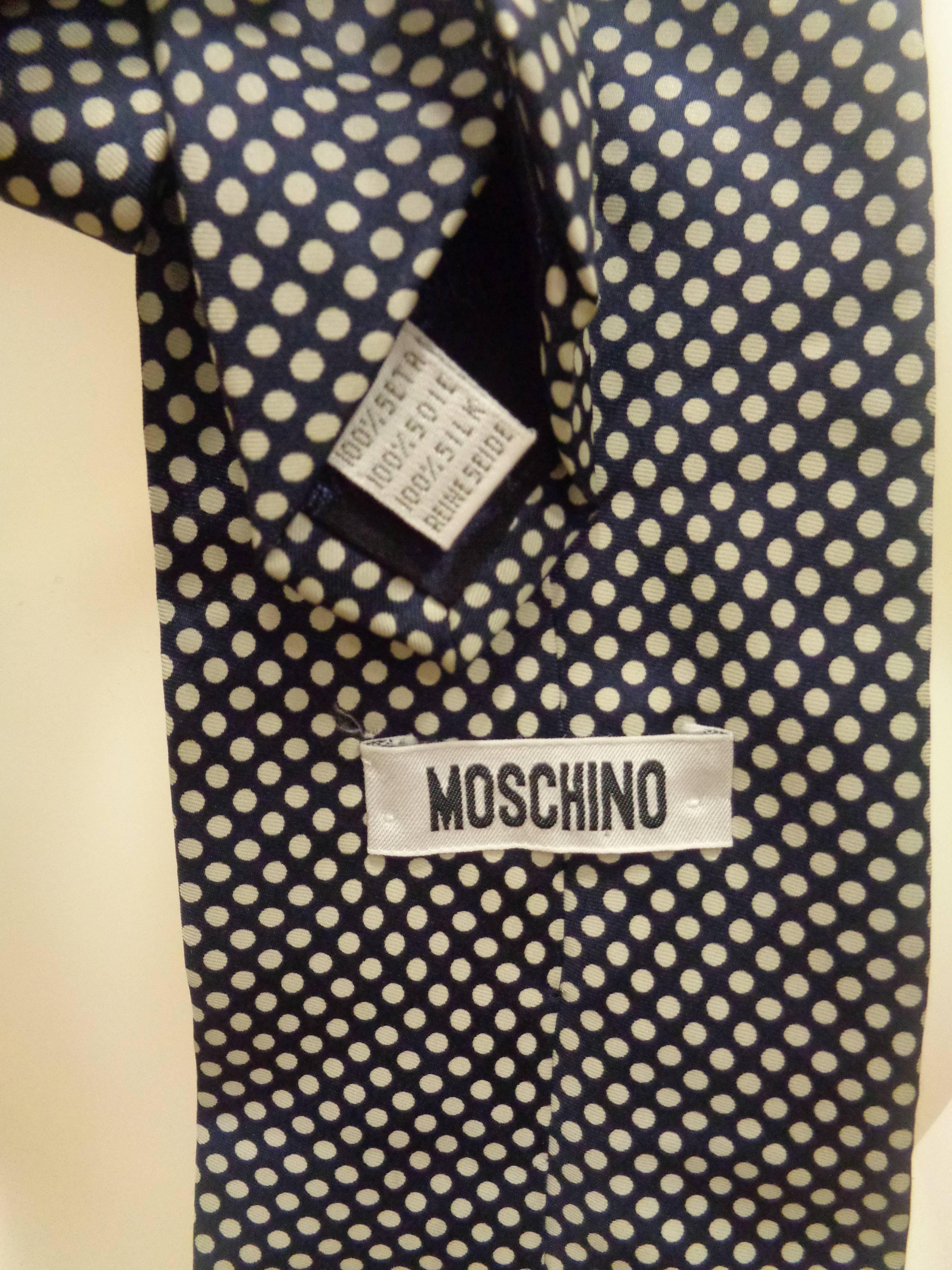 Moschino Pois Silk Tie In Excellent Condition In Capri, IT