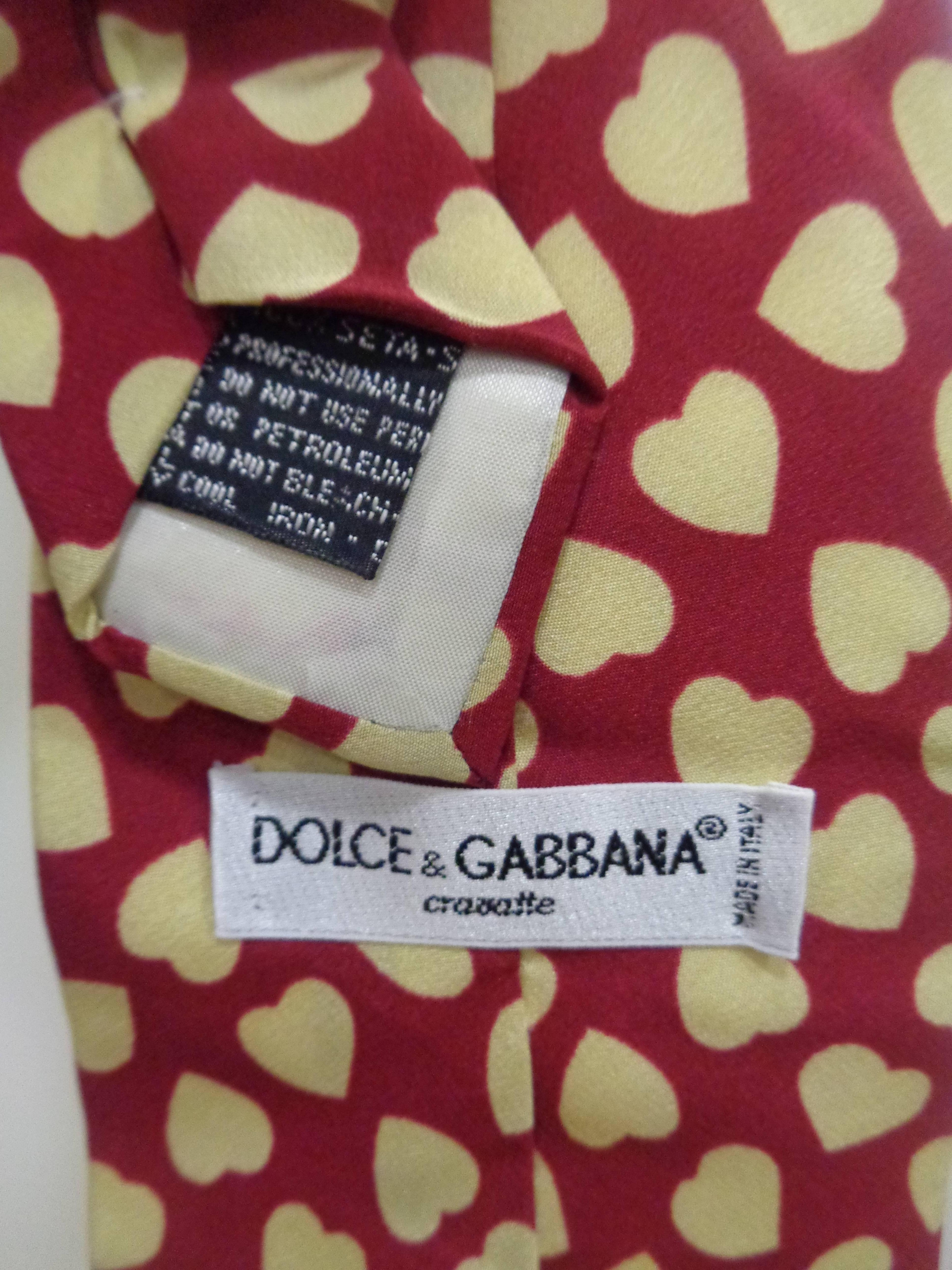 Dolce & Gabbana Crear Red Silk Tie In Excellent Condition In Capri, IT