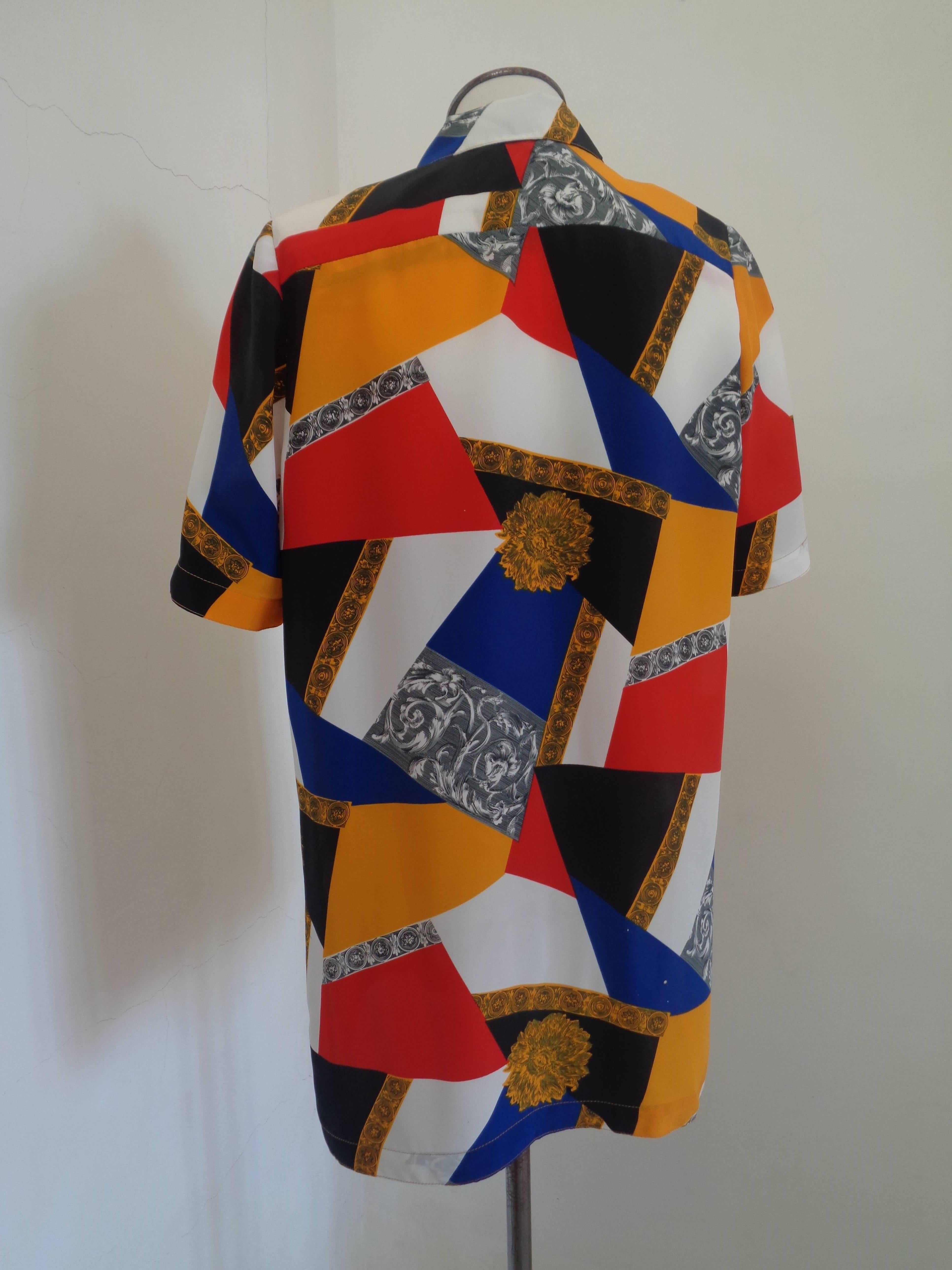 Vintage multicoloured silk shirt In Excellent Condition In Capri, IT