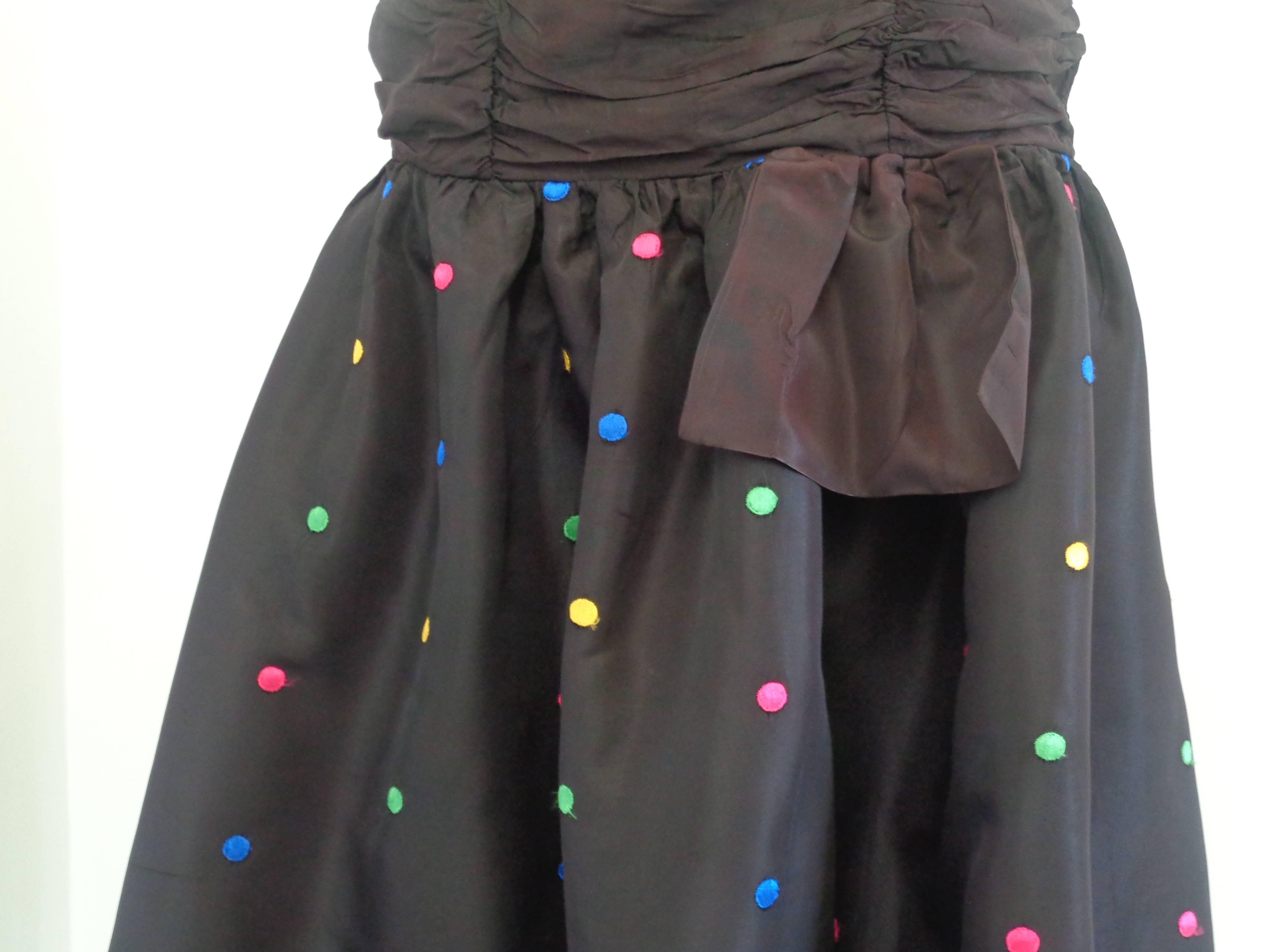 Noir Robe noire Prom Night Blacke embellie Pois on Skirt des années 1980 en vente