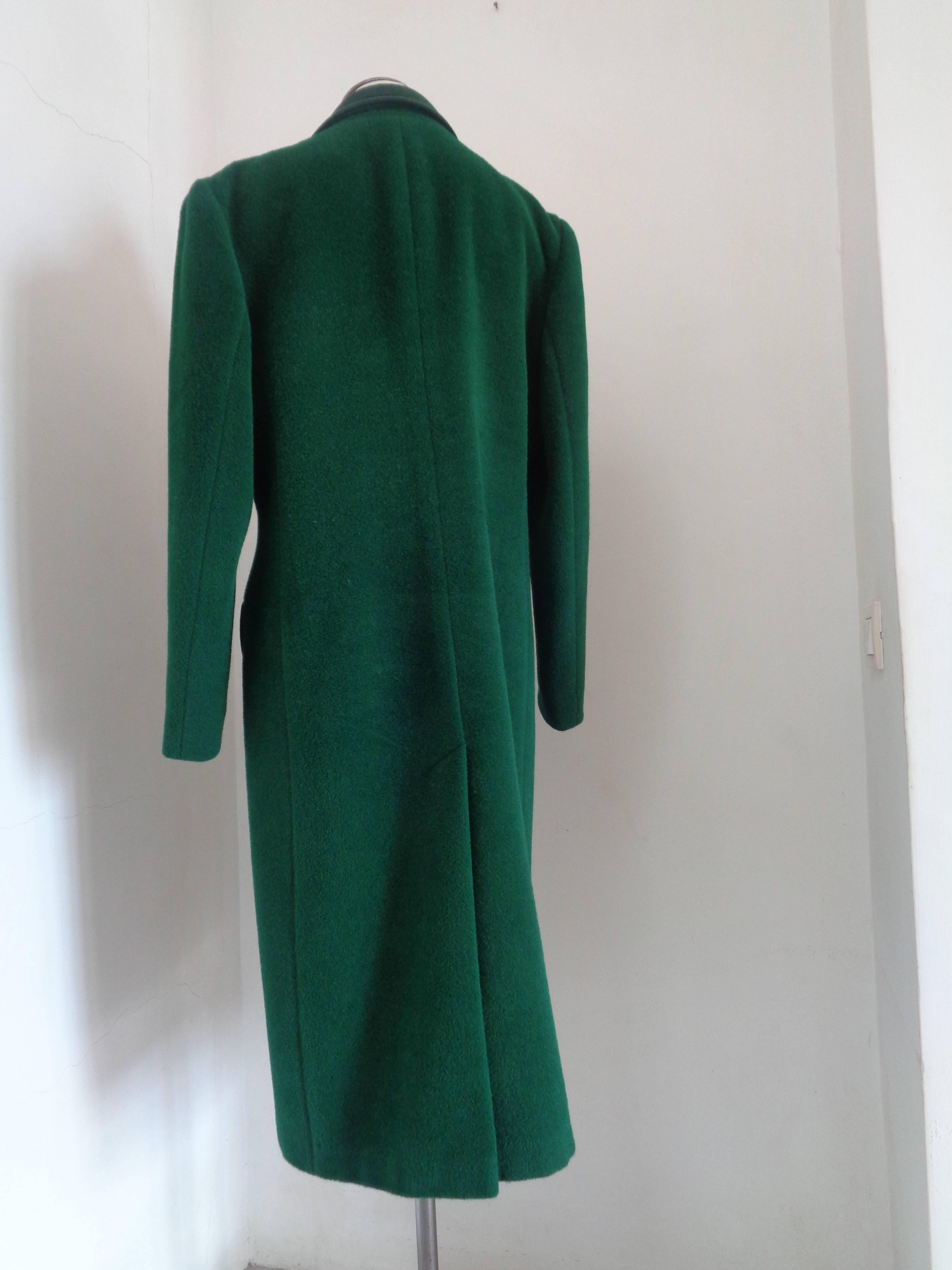 Valentino Green Coat In Good Condition In Capri, IT