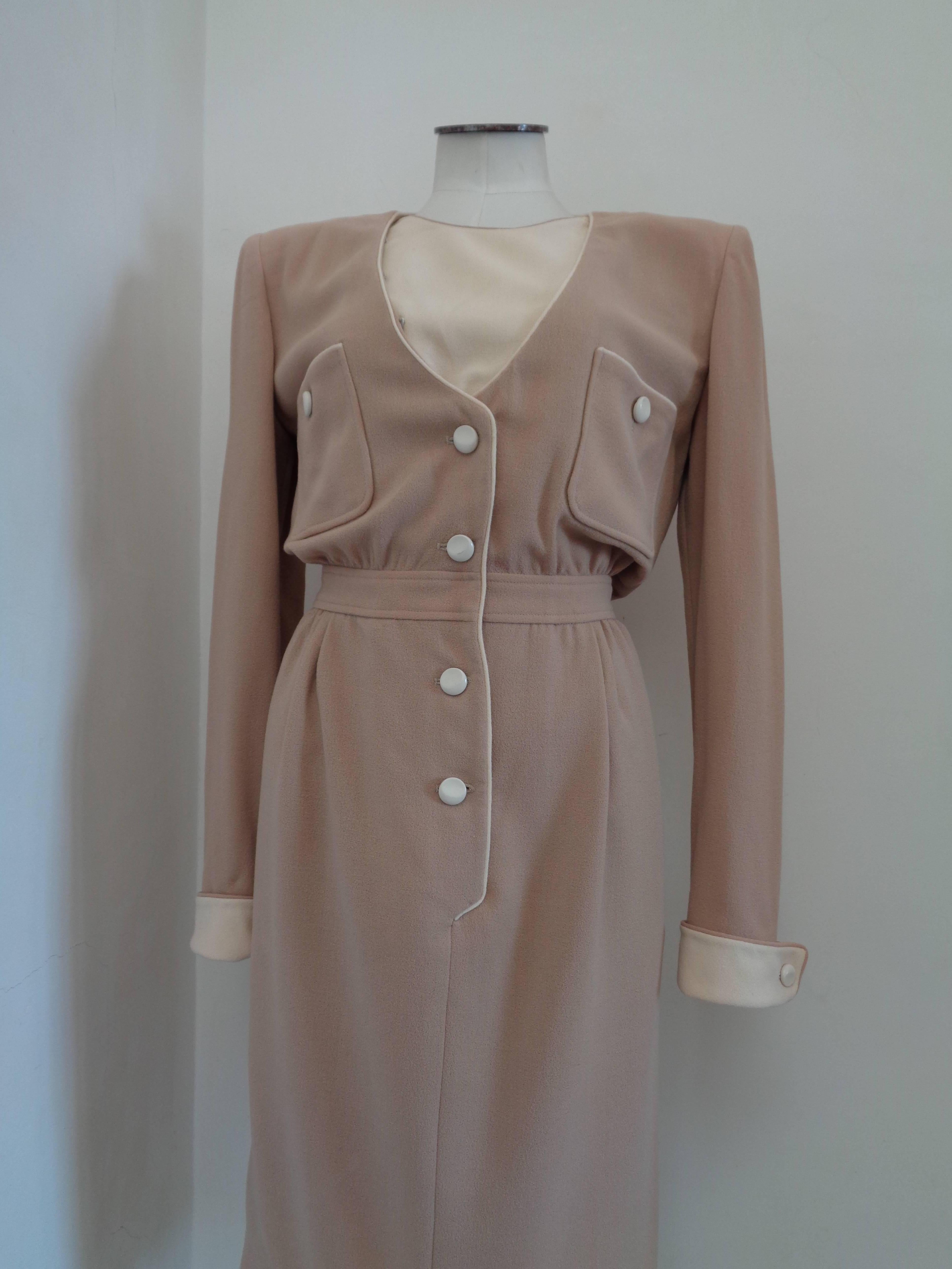 1976 Valentino Beije Cream Dress

Totally made in italy in size US 10