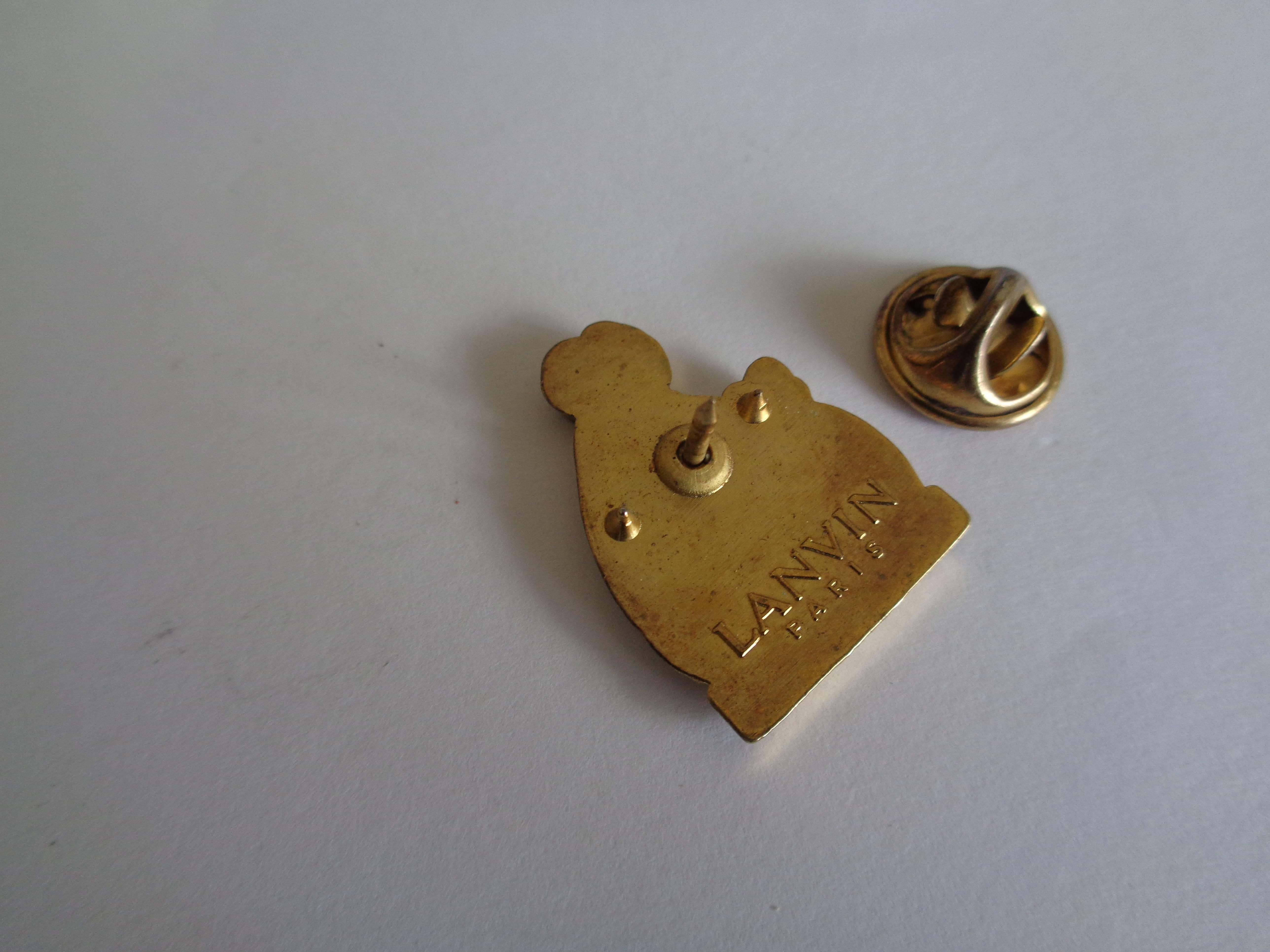 Lanvin Logo gold tone Brooch Pin In Excellent Condition In Capri, IT