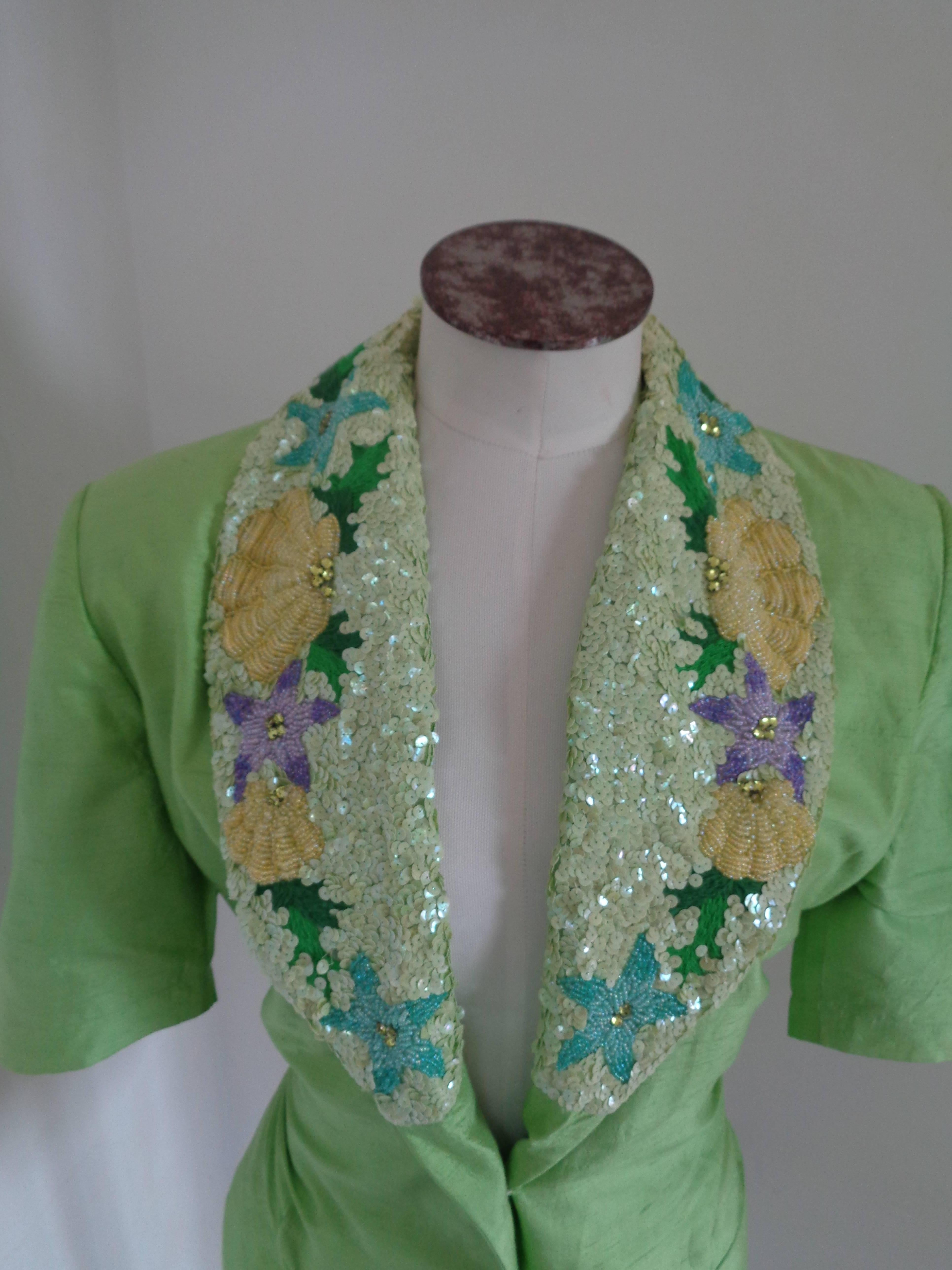 Post Scriptum Green sequins Silk Jacket
Totally made in italy in italian size range 46

Composition: Silk