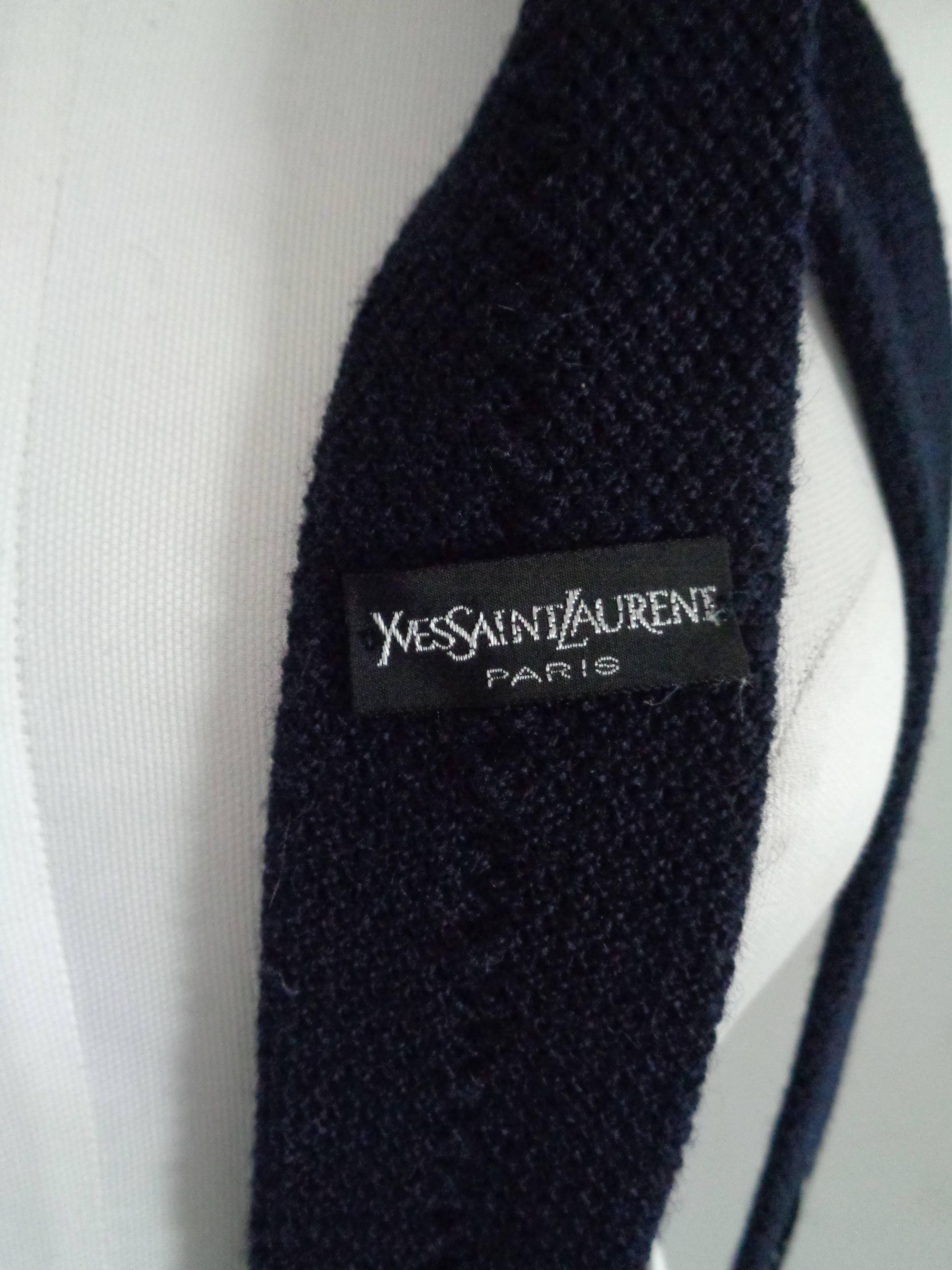 Black Yves Saint Laurent blu wool Tie
