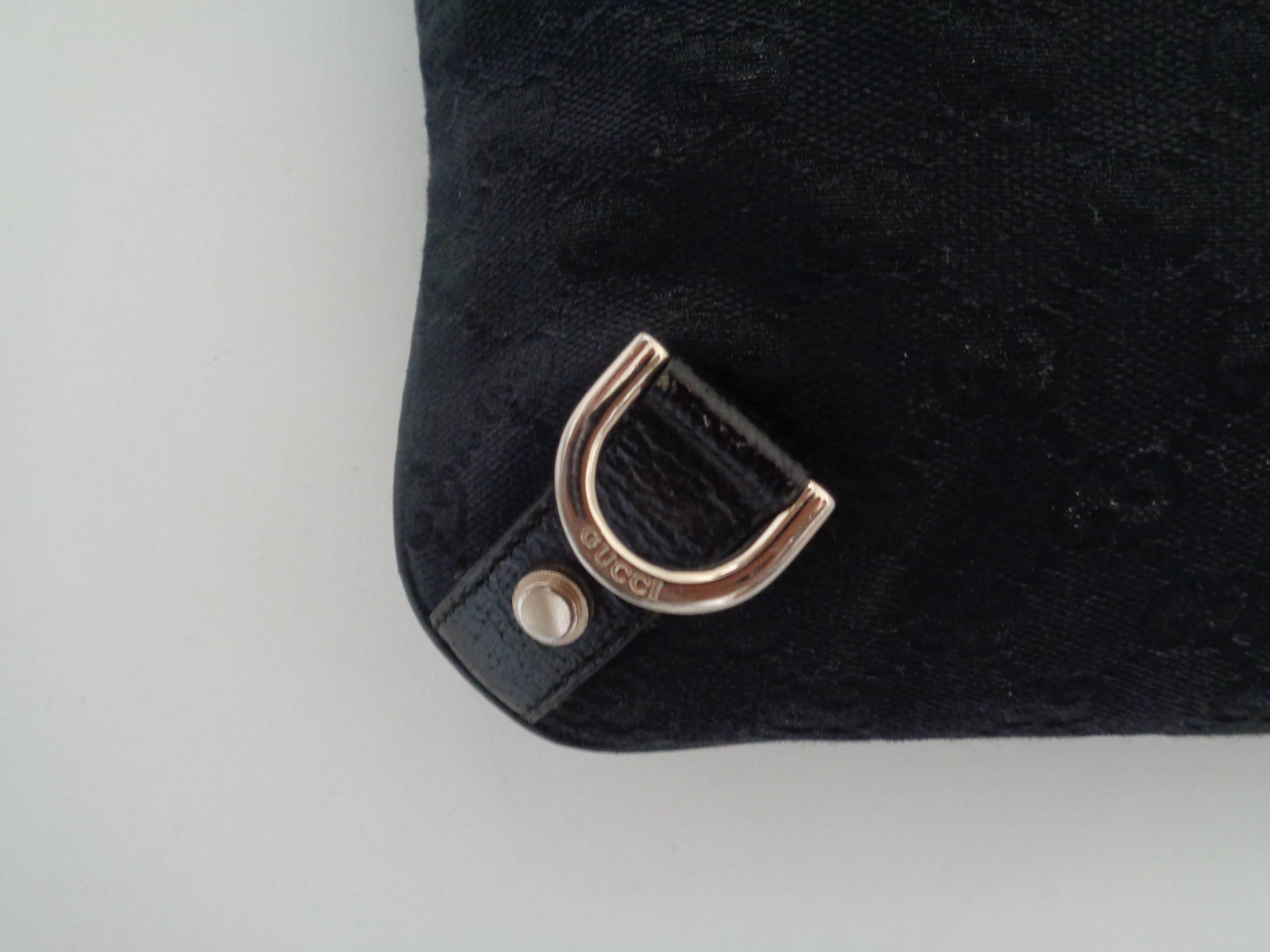 Gucci Black Canvas Shoulder Bag In Good Condition In Capri, IT