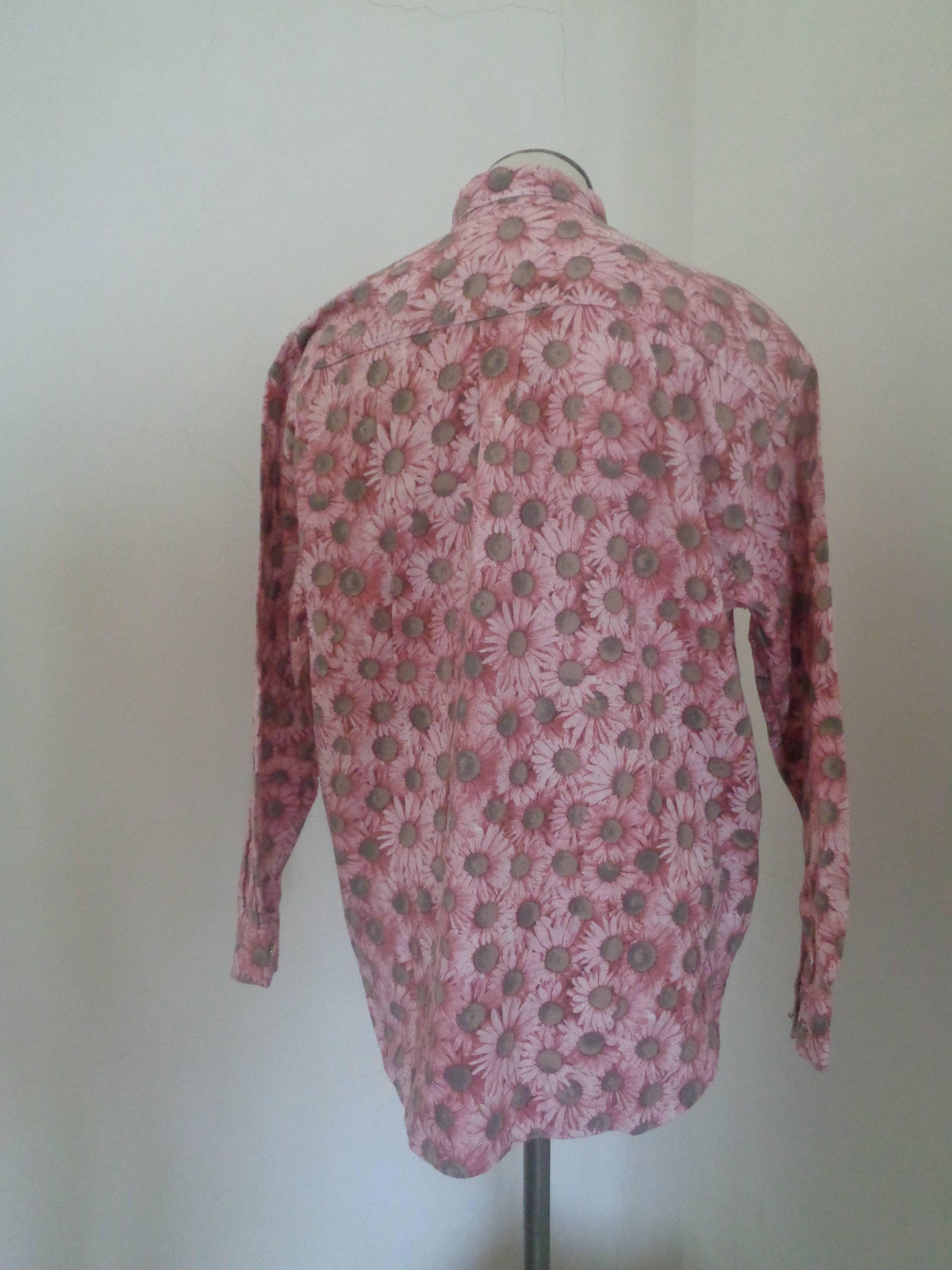 Women's Moschino Pink Flower Cotton Shirt For Sale