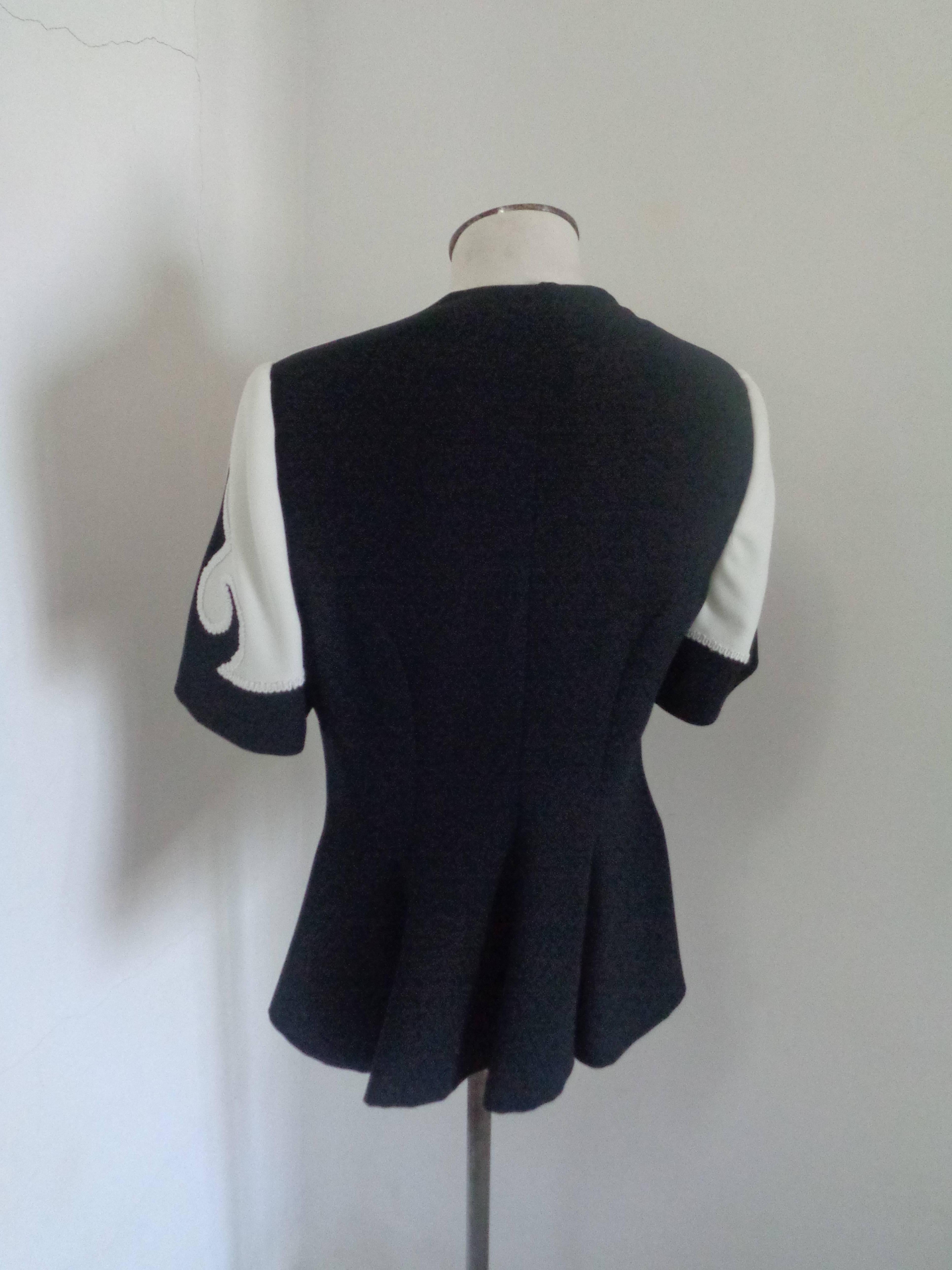 Nothà White and Black Jacket In Good Condition In Capri, IT