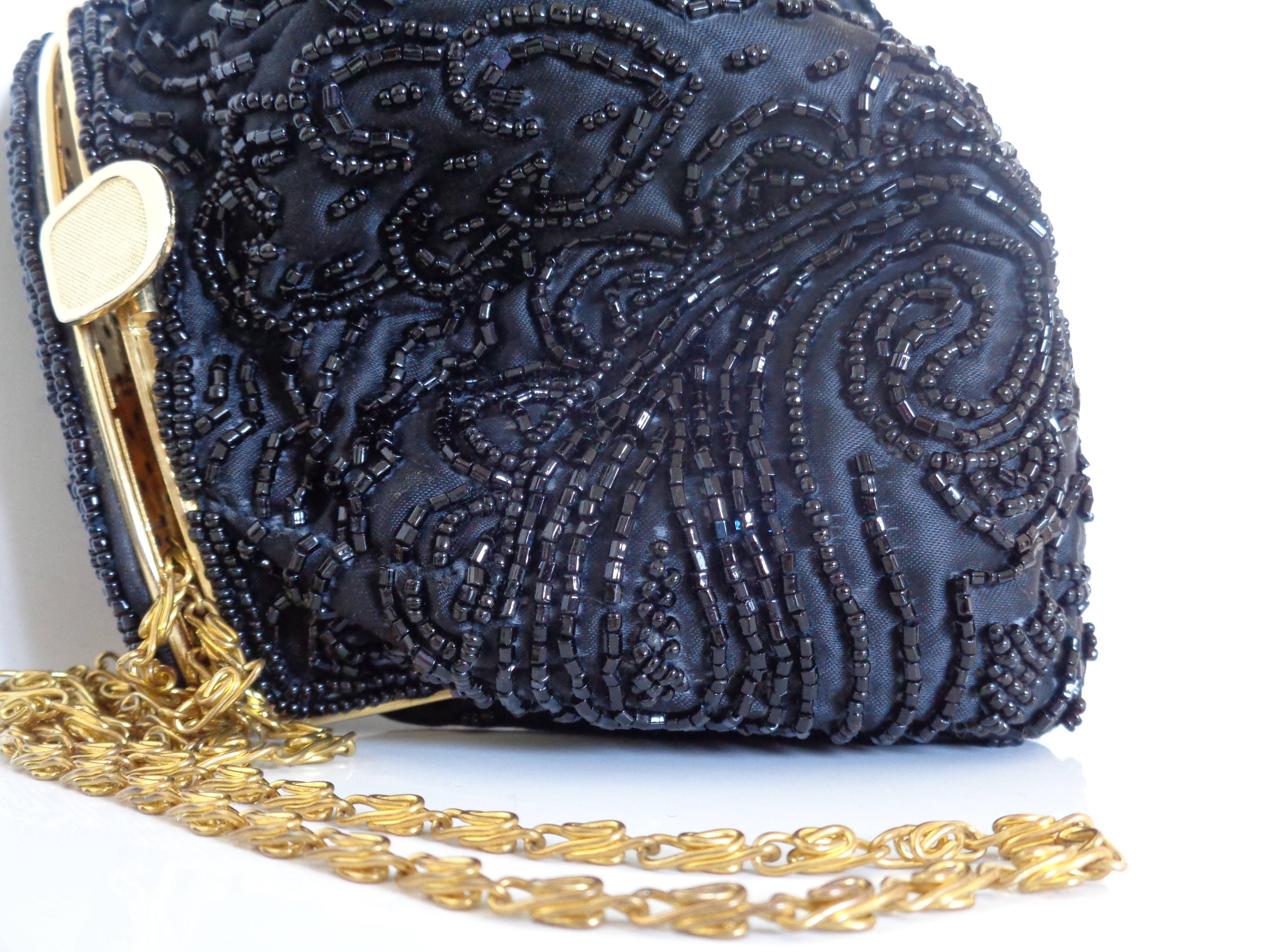 1970s Black beads gold tone shoulder bag 2