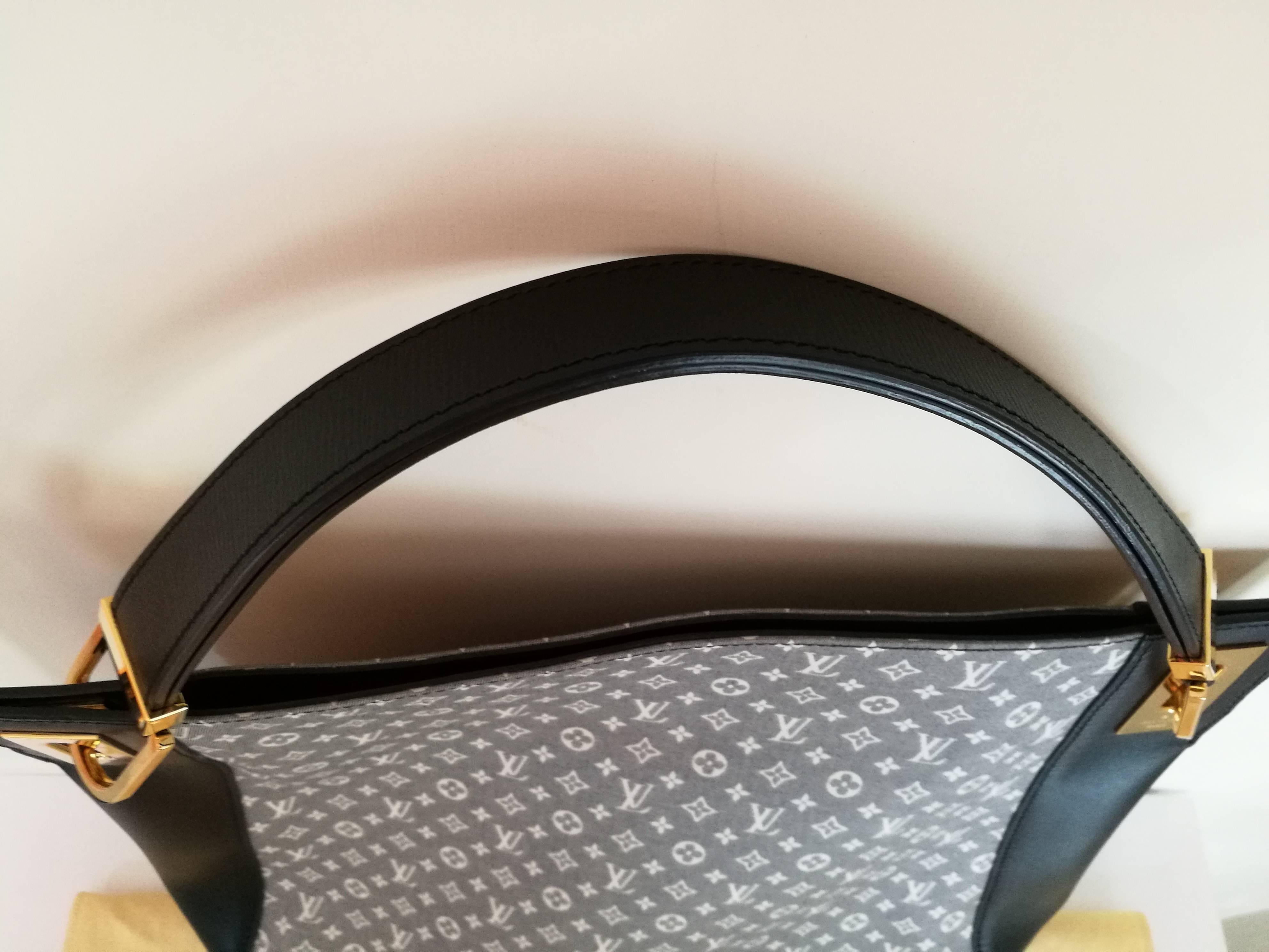 Gray Louis Vuitton monogram Rendez Vous Navy Blu Shoulder bag