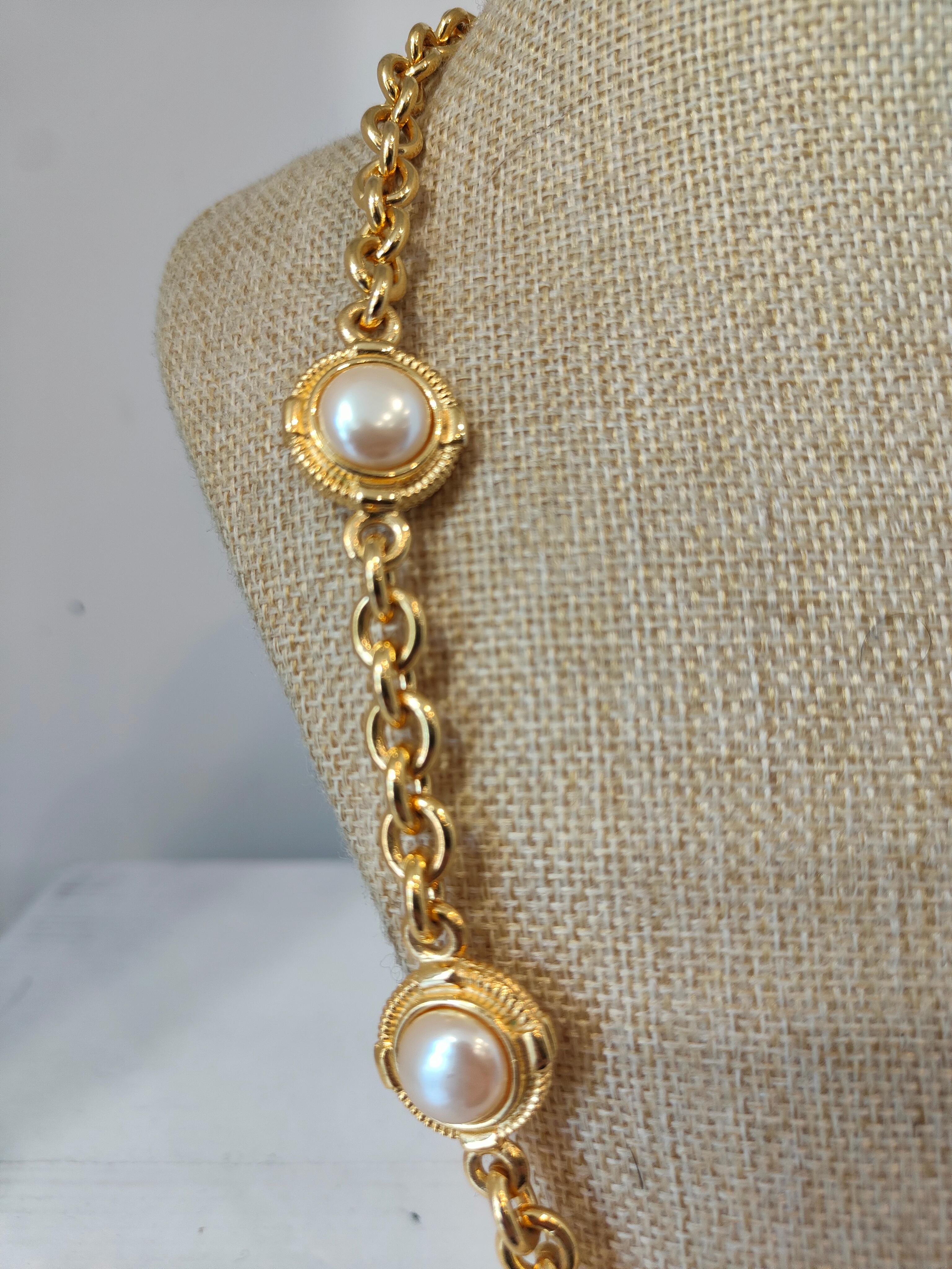 da uomo o donna Givenchy 1980' con finiture in oro e perle bianche finte NWOT in vendita
